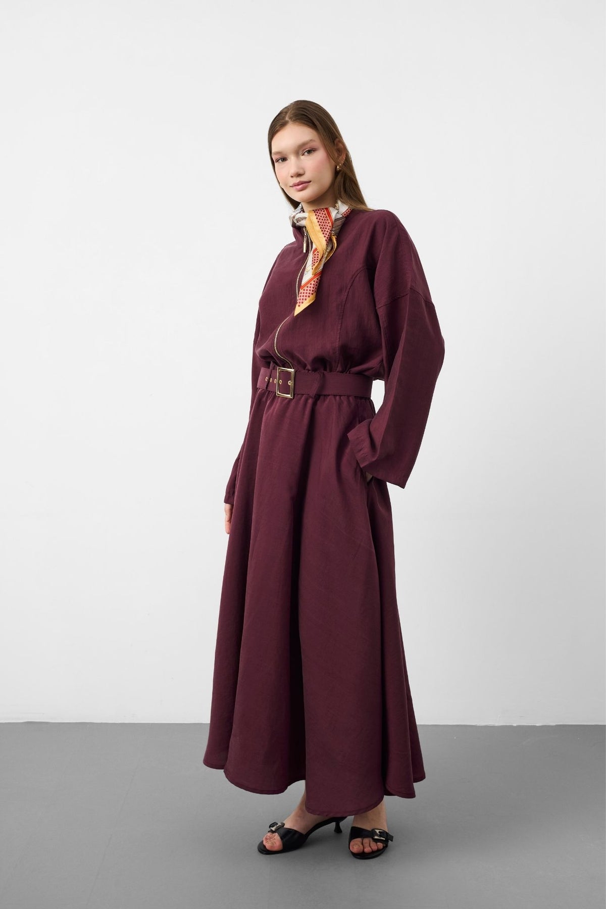 Mürdüm Kadın Premium Tencel Kumaş Etek Kemer Detaylı Akışkan Dokulu Ceket Etek Takım