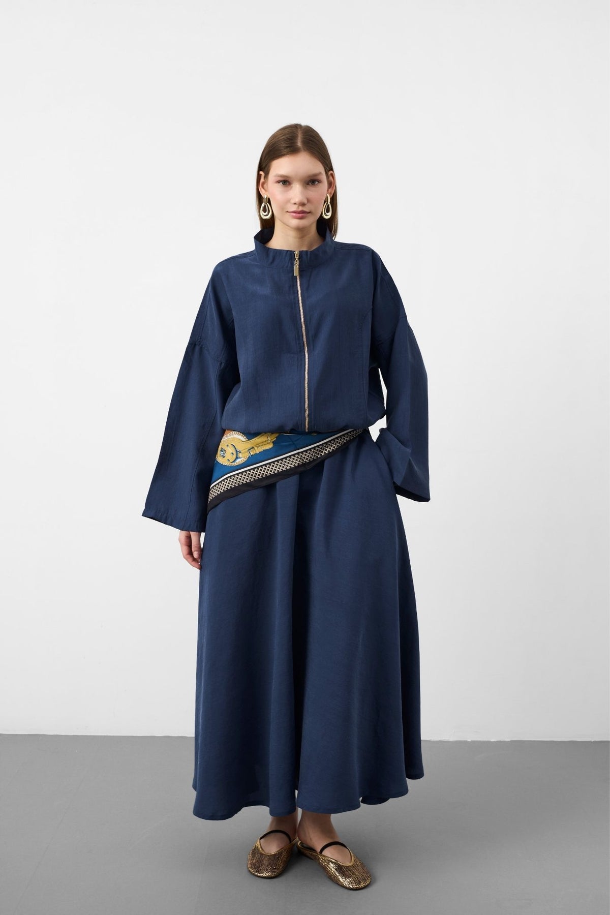 Lacivert Kadın Premium Tencel Kumaş Etek Kemer Detaylı Akışkan Dokulu Ceket Etek Takım