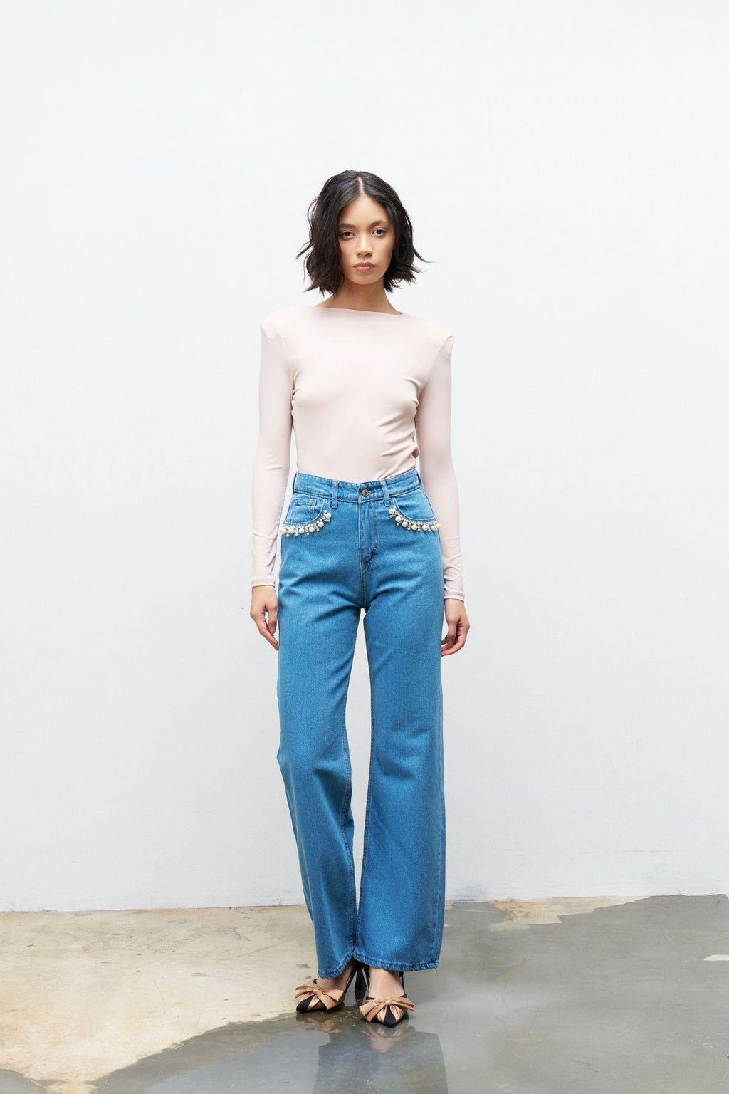 Açık mavi cep detayı incili bol paça %100 cotton denim pantolon