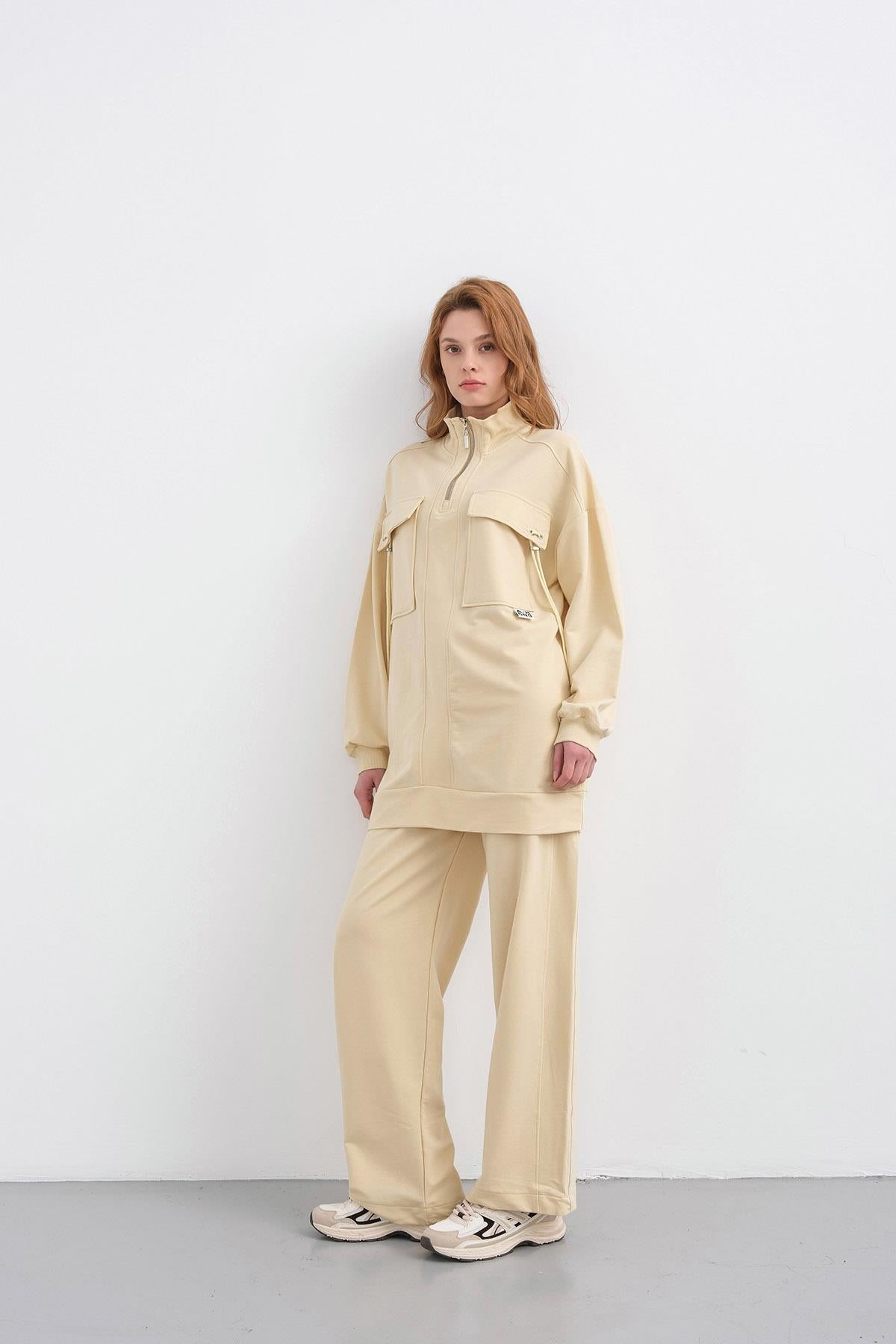 AÇIK SARI Kadın Dik Yaka Yarım Fermuarlı Cep Detaylı Bol Paça Örme Alt-Üst Takım