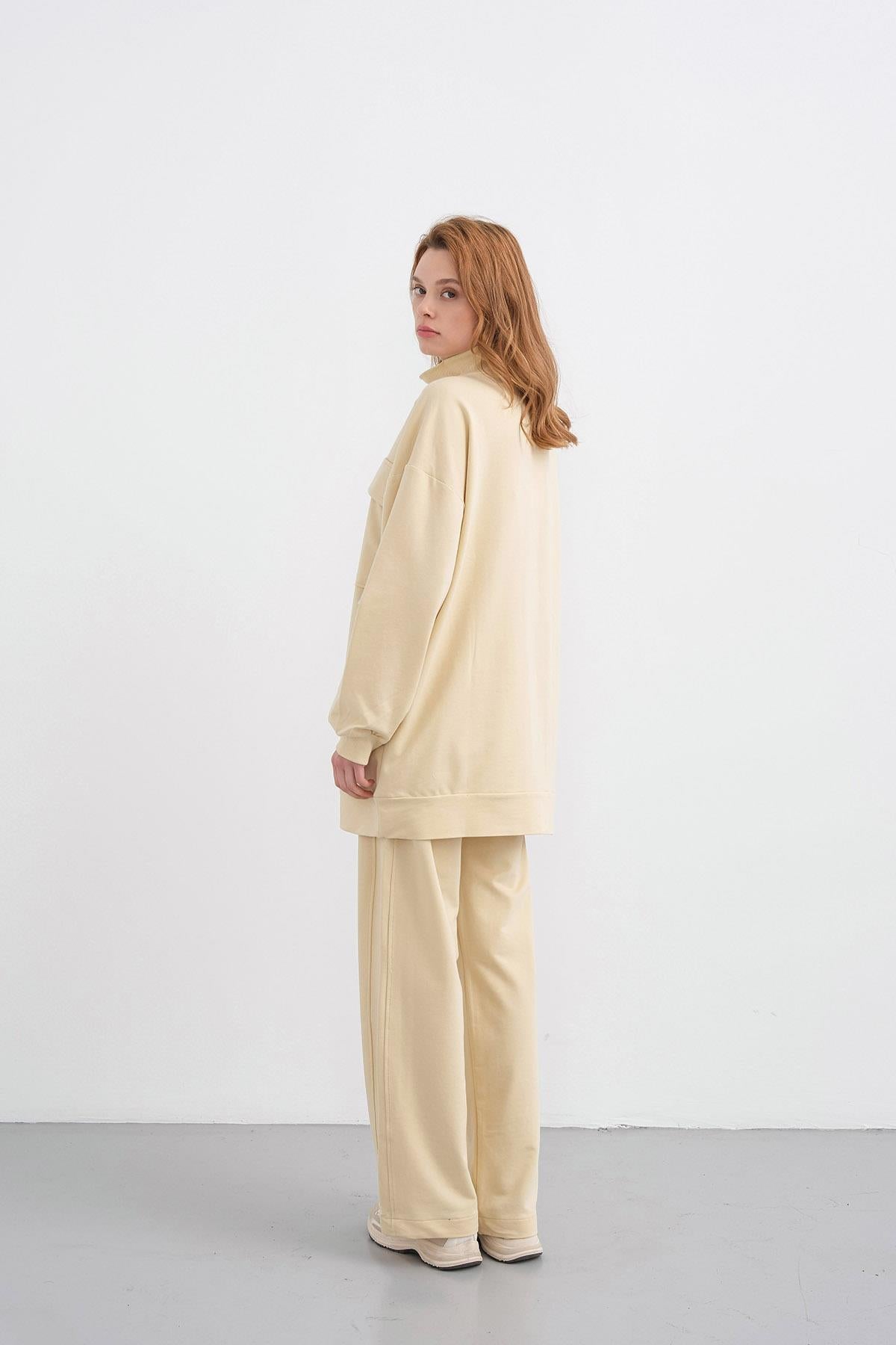 AÇIK SARI Kadın Dik Yaka Yarım Fermuarlı Cep Detaylı Bol Paça Örme Alt-Üst Takım