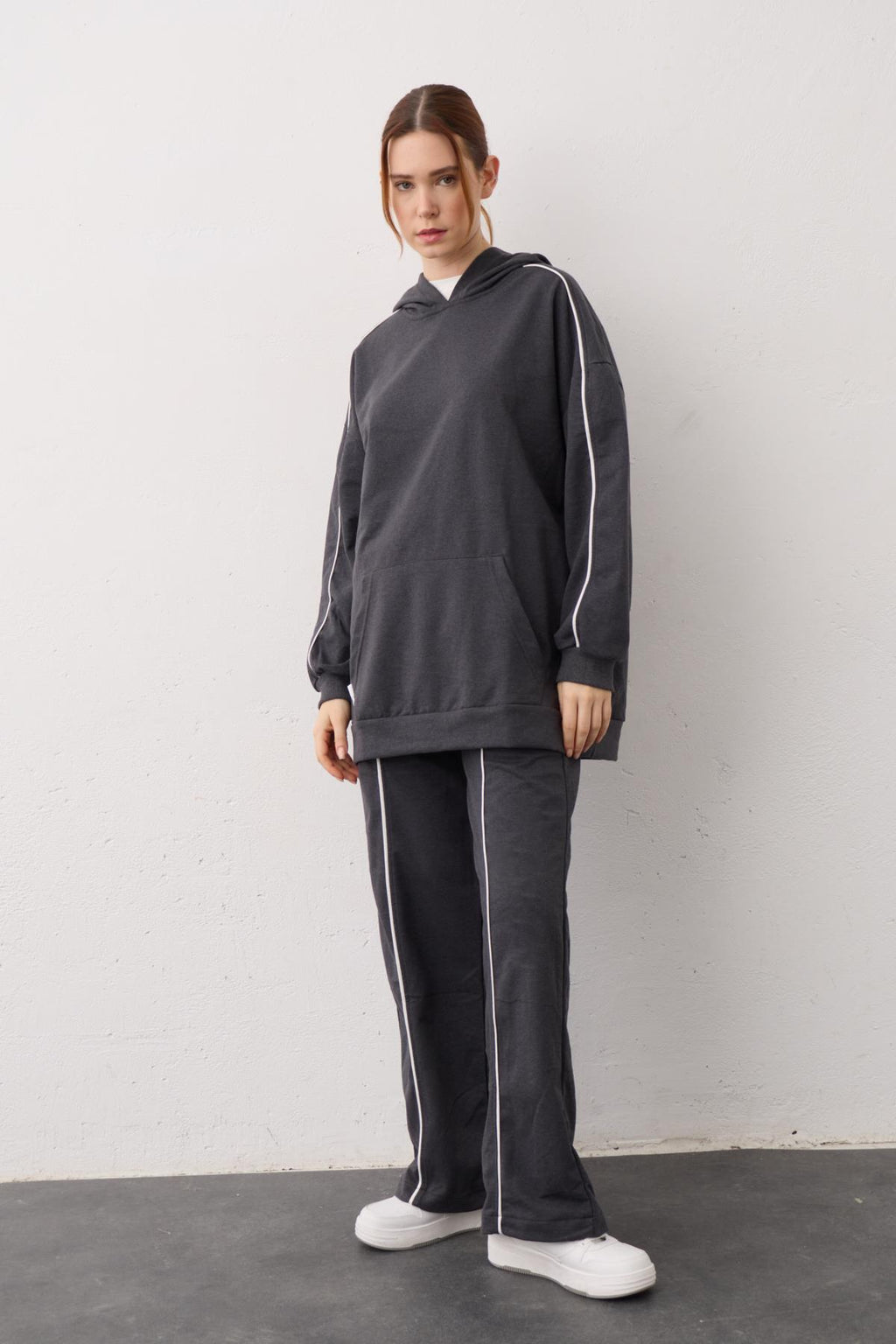 Antrasit Etiket Detaylı Kapüşonlu Kanguru Cepli Pamuklu Örme Alt Üst Takım