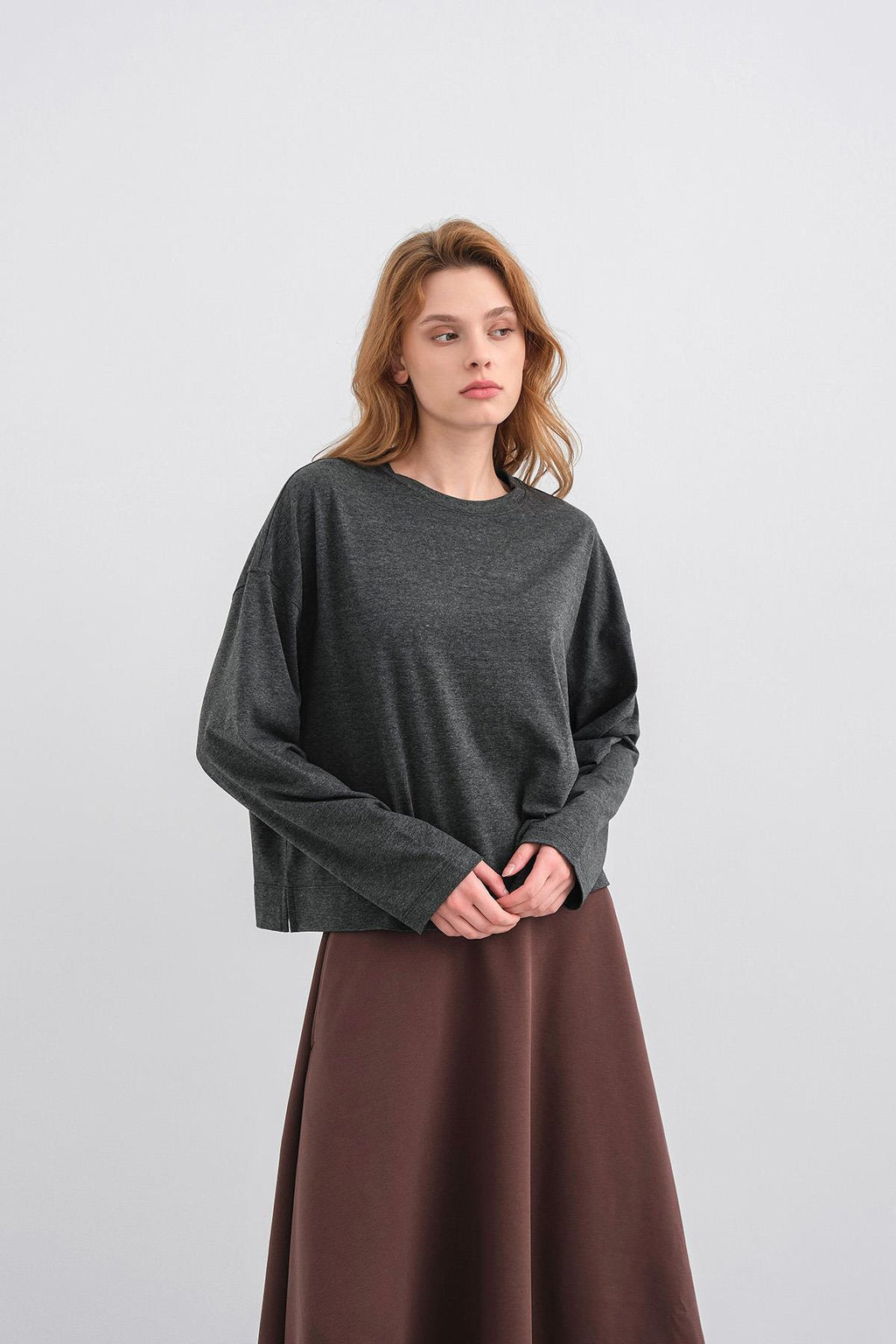 Antrasit Kadın Bisiklet Yaka Etek Yırtmaçlı %100 Pamuk Oversize Basic Sweatshirt