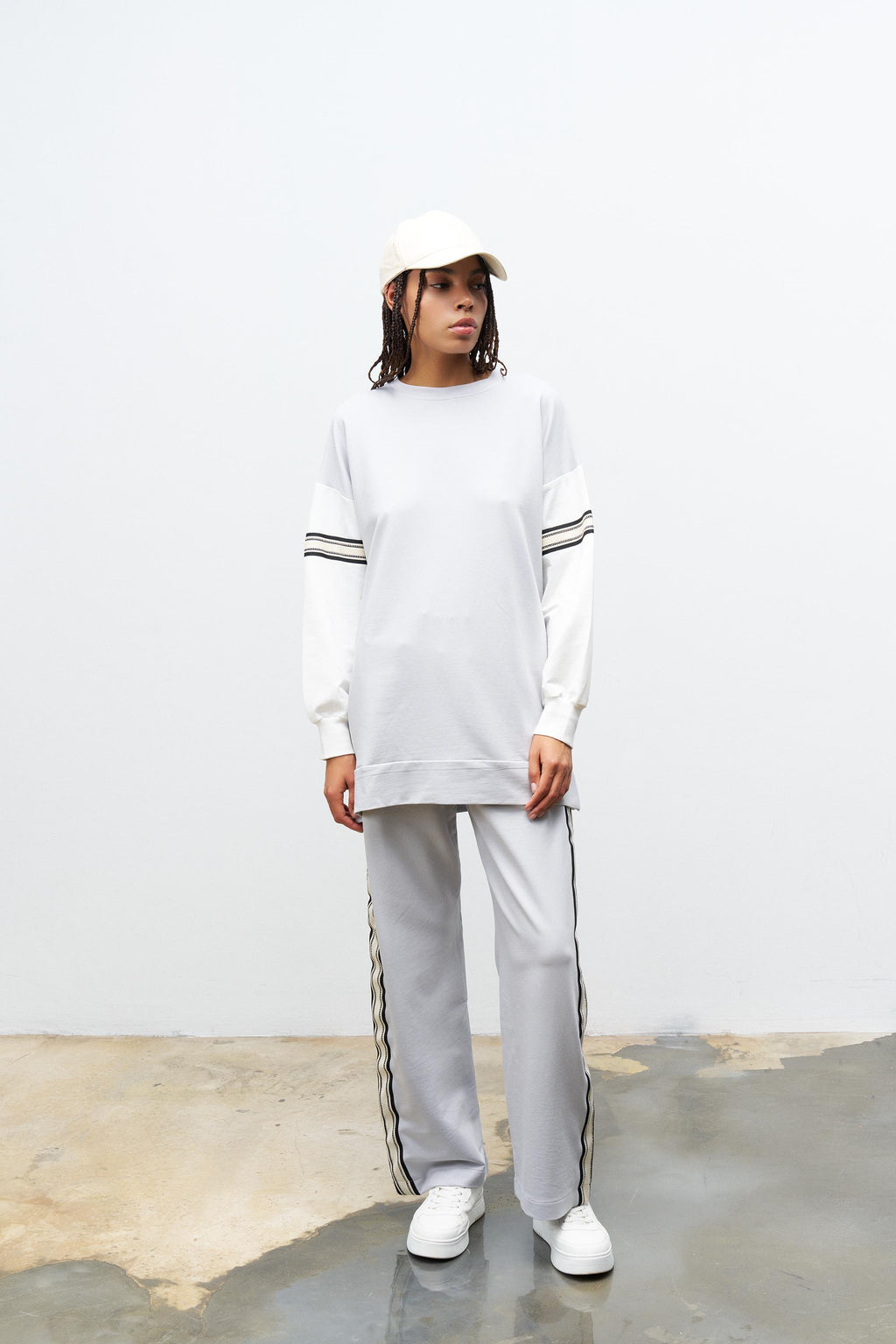 Boyalı Gri Kadın Bol Paça Bel Lastikli Şerit Detaylı  Pamuklu  Örme Alt Üst Takım