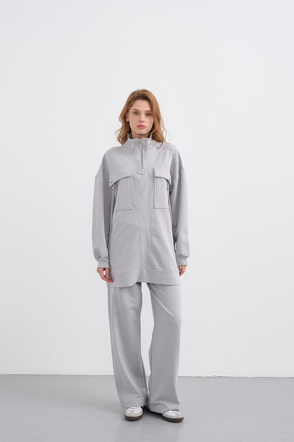Boyalı Gri Kadın Dik Yaka Yarım Fermuarlı Cep Detaylı Bol Paça Örme Alt-Üst Takım