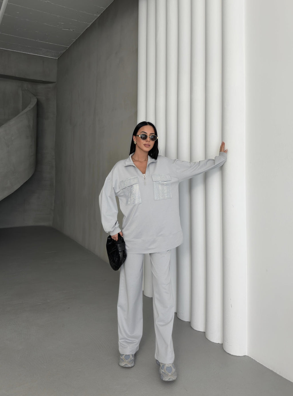 Boyalı Gri Kadın Oversize Yarım Fermuar Kapamalı Cep Üzeri Taşlı Bol Paça Pamuklu Örme Alt Üst Takım