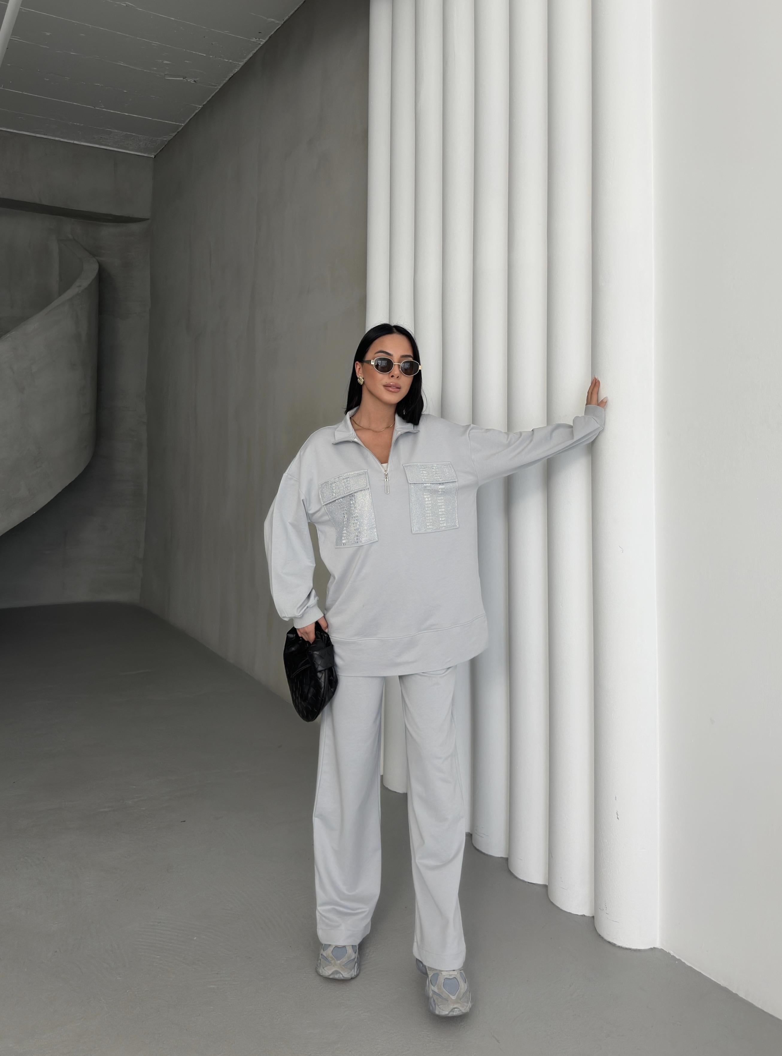 Boyalı Gri Kadın Oversize Yarım Fermuar Kapamalı Cep Üzeri Taşlı Bol Paça Pamuklu Örme Alt Üst Takım