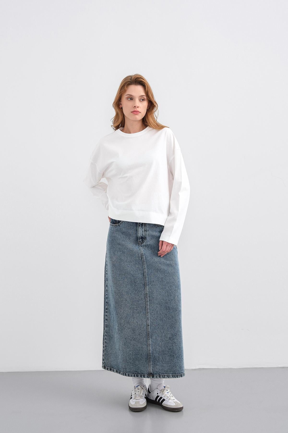 Ekru Kadın Bisiklet Yaka Etek Yırtmaçlı %100 Pamuk Oversize Basic Sweatshirt