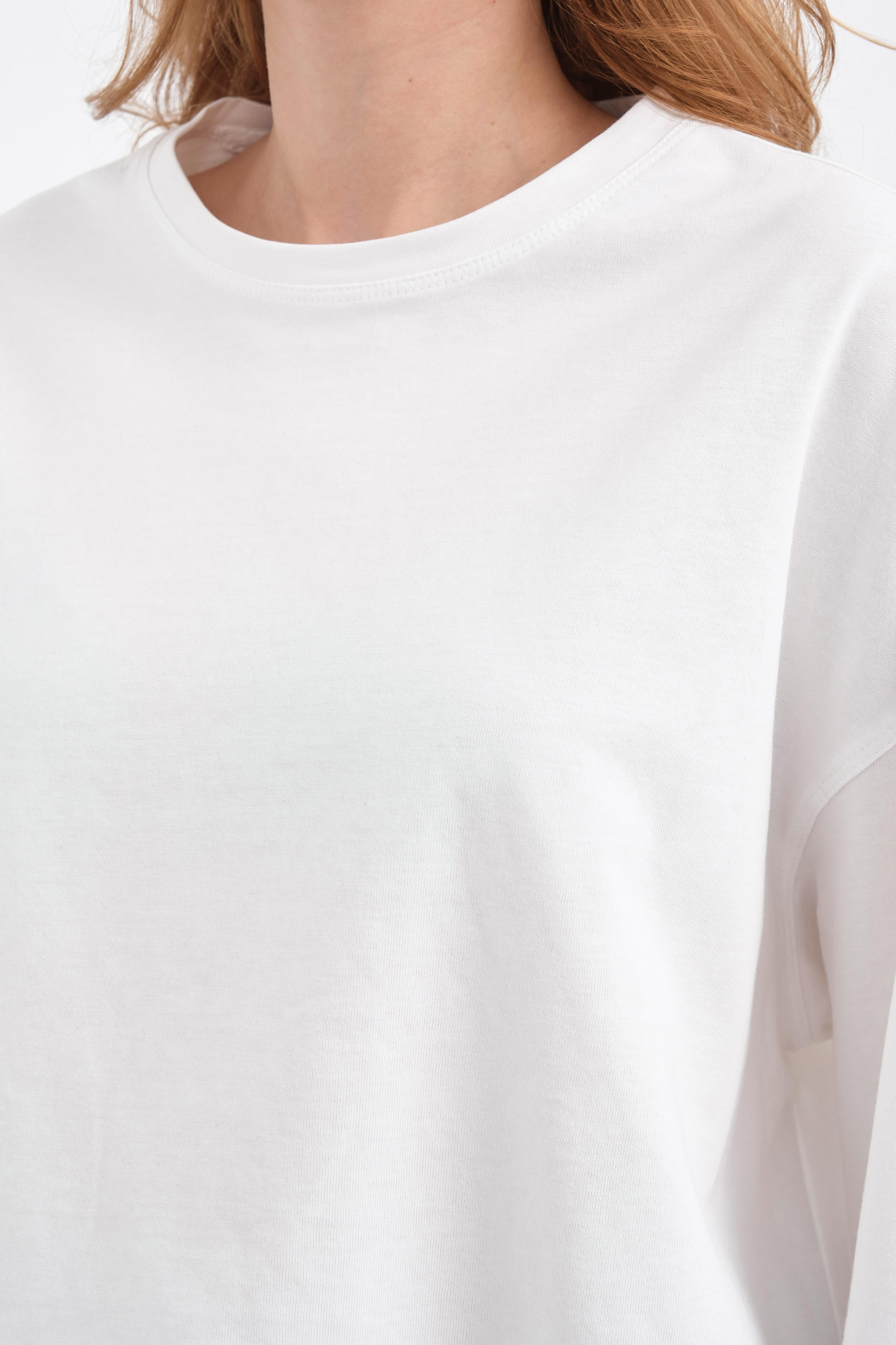 Ekru Kadın Bisiklet Yaka Etek Yırtmaçlı %100 Pamuk Oversize Basic Sweatshirt