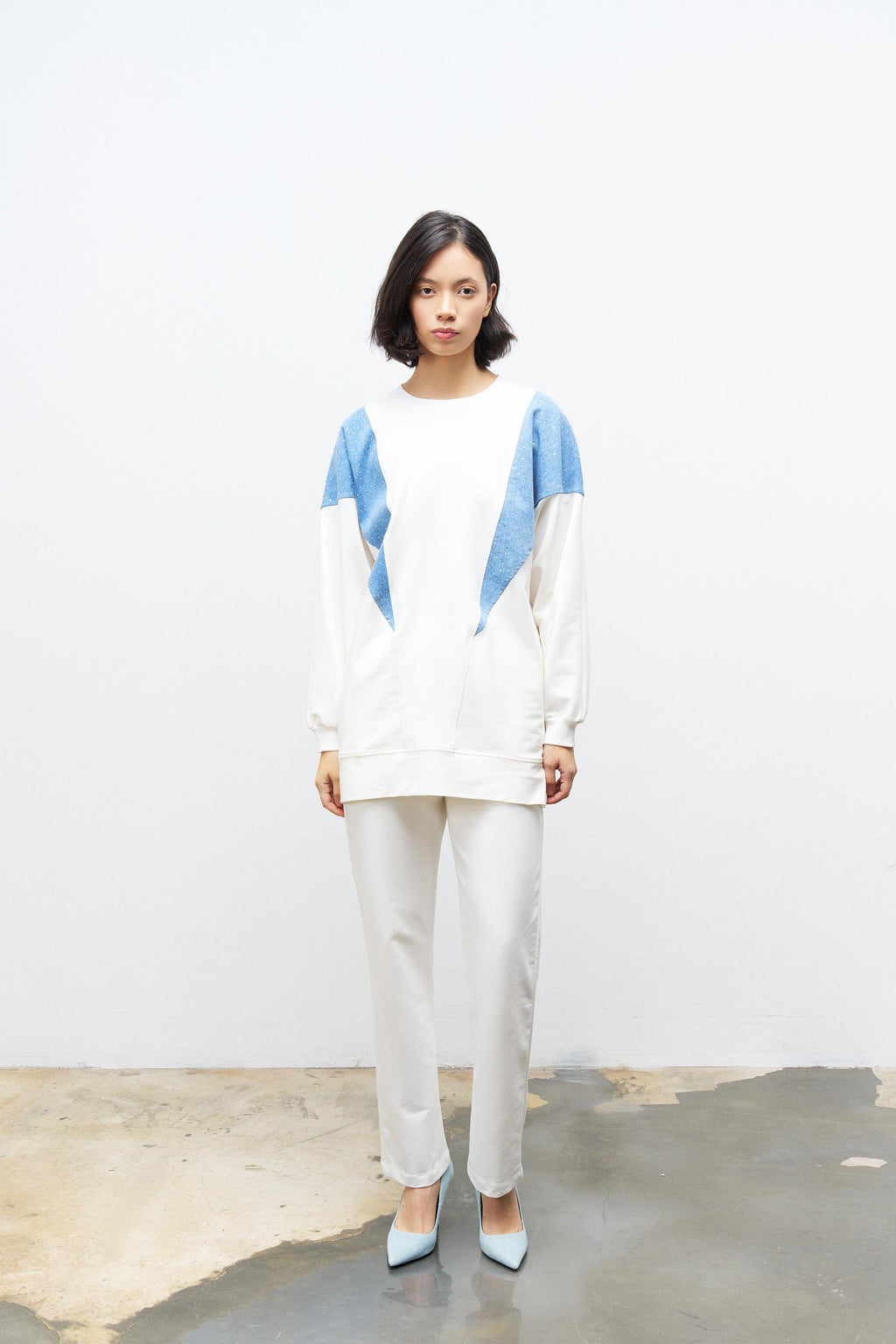 Ekru Kadın Denim Garni Üzeri Taş Detaylı Ve Bel Lastikli Dar Paça Pantolon  Örme Alt Üst Takım