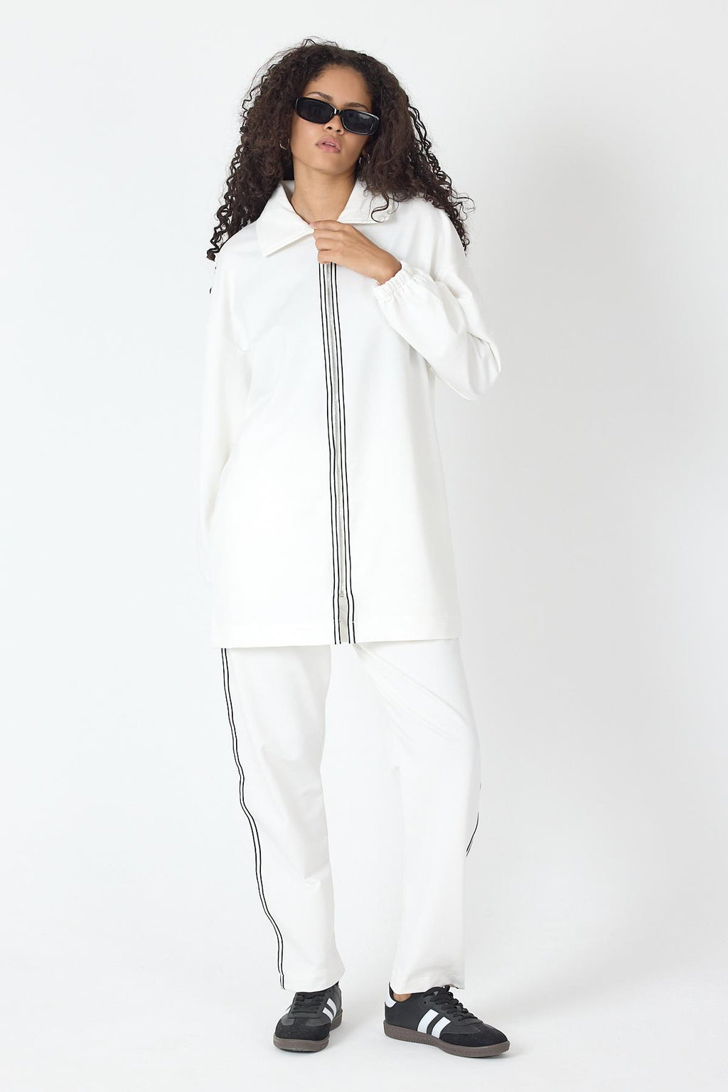 Ekru Kadın Fermuar Kapamalı Şerit Detaylı Gömlek Yaka Pamuklu Örme Alt Üst Takım