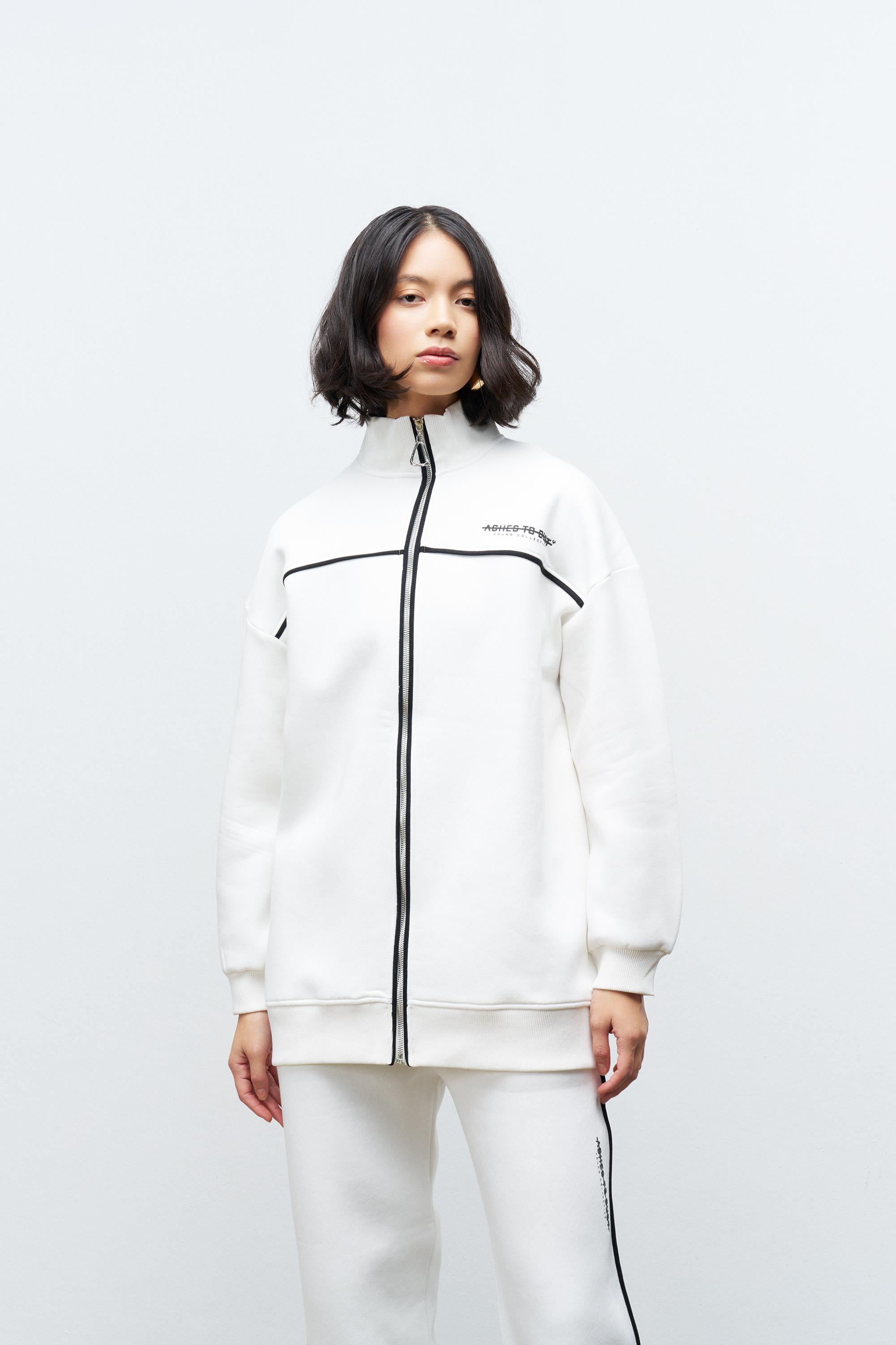 Ekru Kadın Yazı Baskı Detaylı Fermuarlı İçi Polarlı Alt Üst Takım