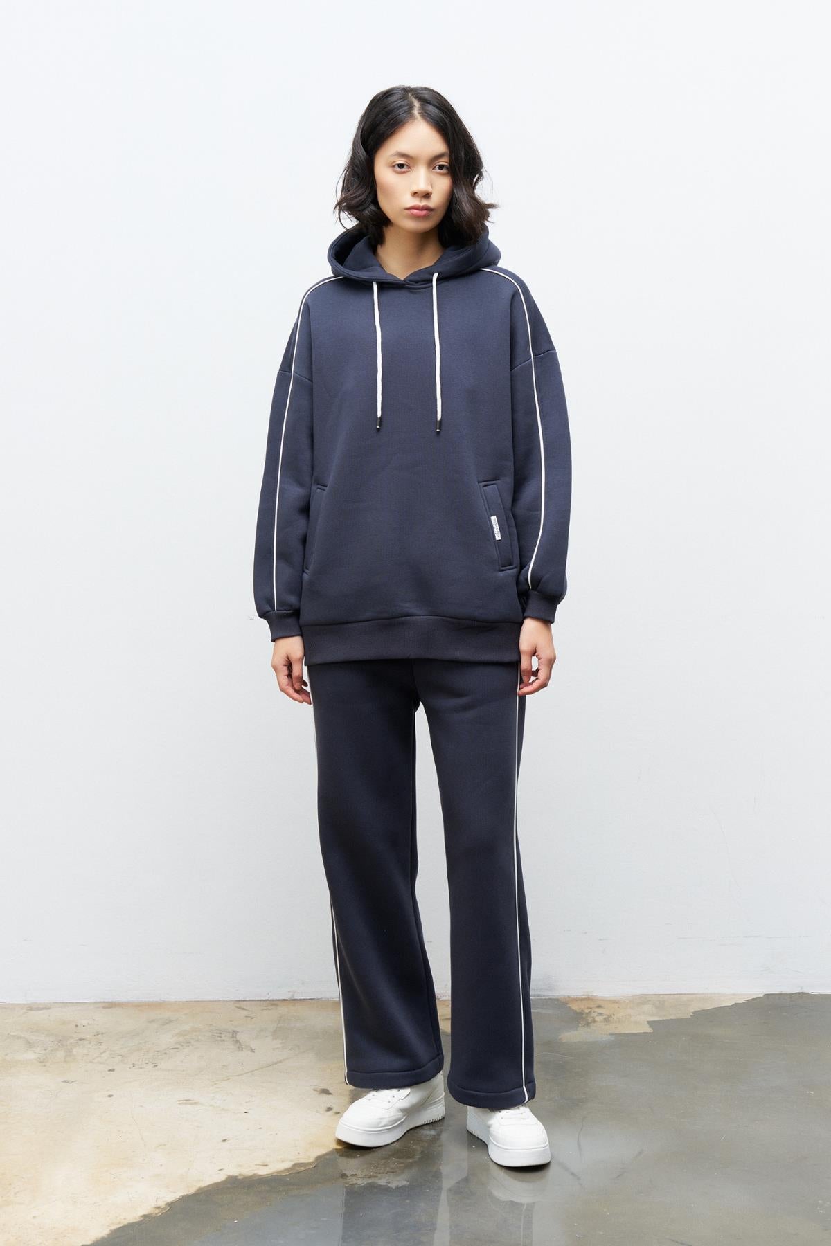 Füme İçi Polarlı Leopar Desenli Süs Etiket Detaylı Kapüşonlu Şardonlu Alt Üst  Kışlık Takım