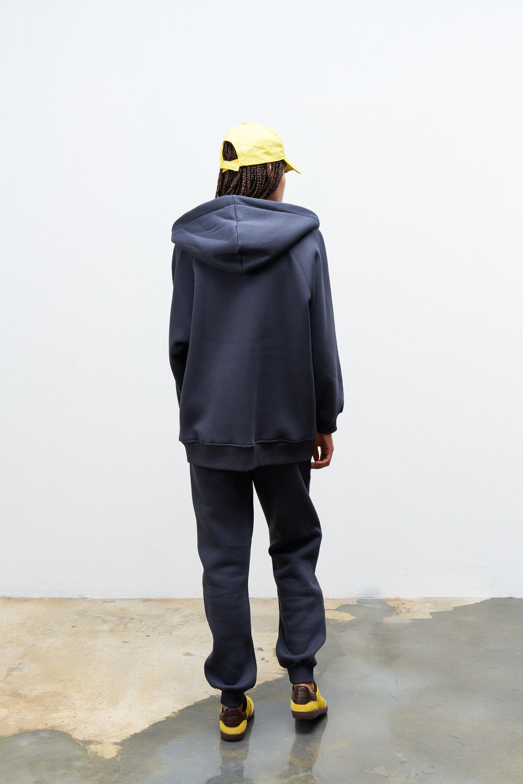 Füme Kadın Cep Etiket Detaylı  Kapüşonlu İçi Polarlı Alt Üst Takım