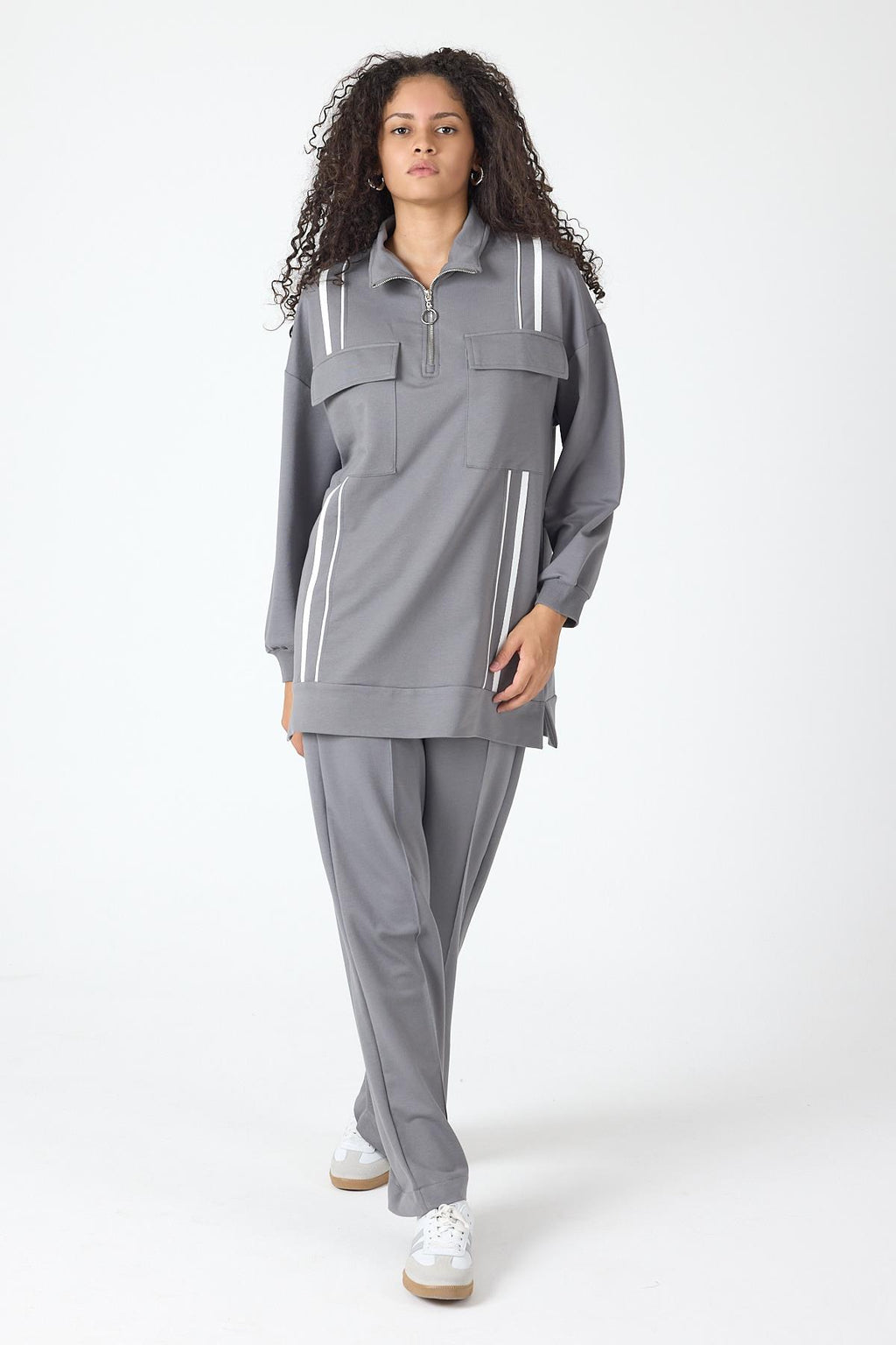 Füme Kadın Etek Yırtmaçlı Fermuar Kapamalı Cep Detaylı Sweatshirt Ve Bol Paça Nervürlü Pantolon Pamuklu Örme Alt Üst Takım