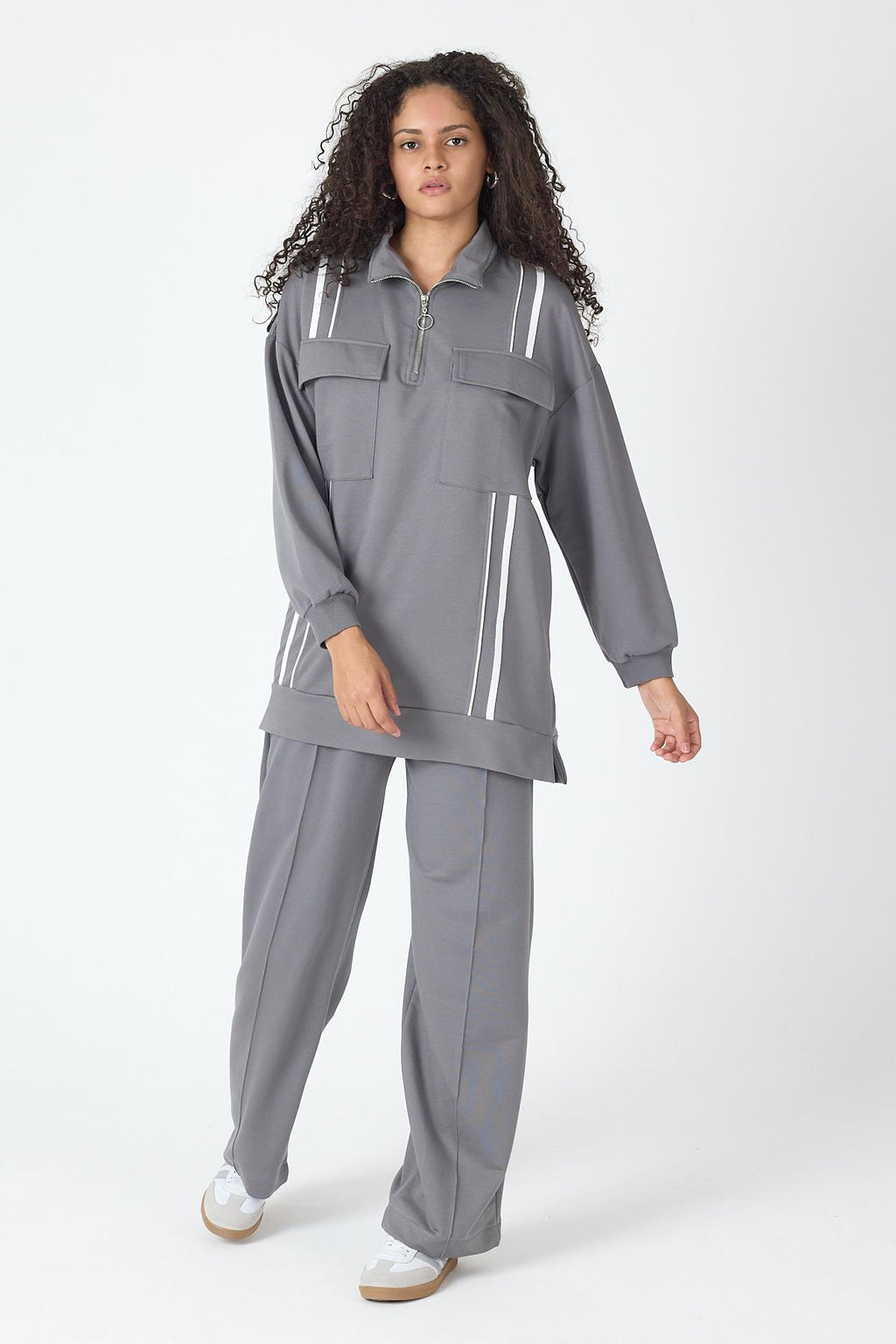 Füme Kadın Etek Yırtmaçlı Fermuar Kapamalı Cep Detaylı Sweatshirt Ve Bol Paça Nervürlü Pantolon Pamuklu Örme Alt Üst Takım