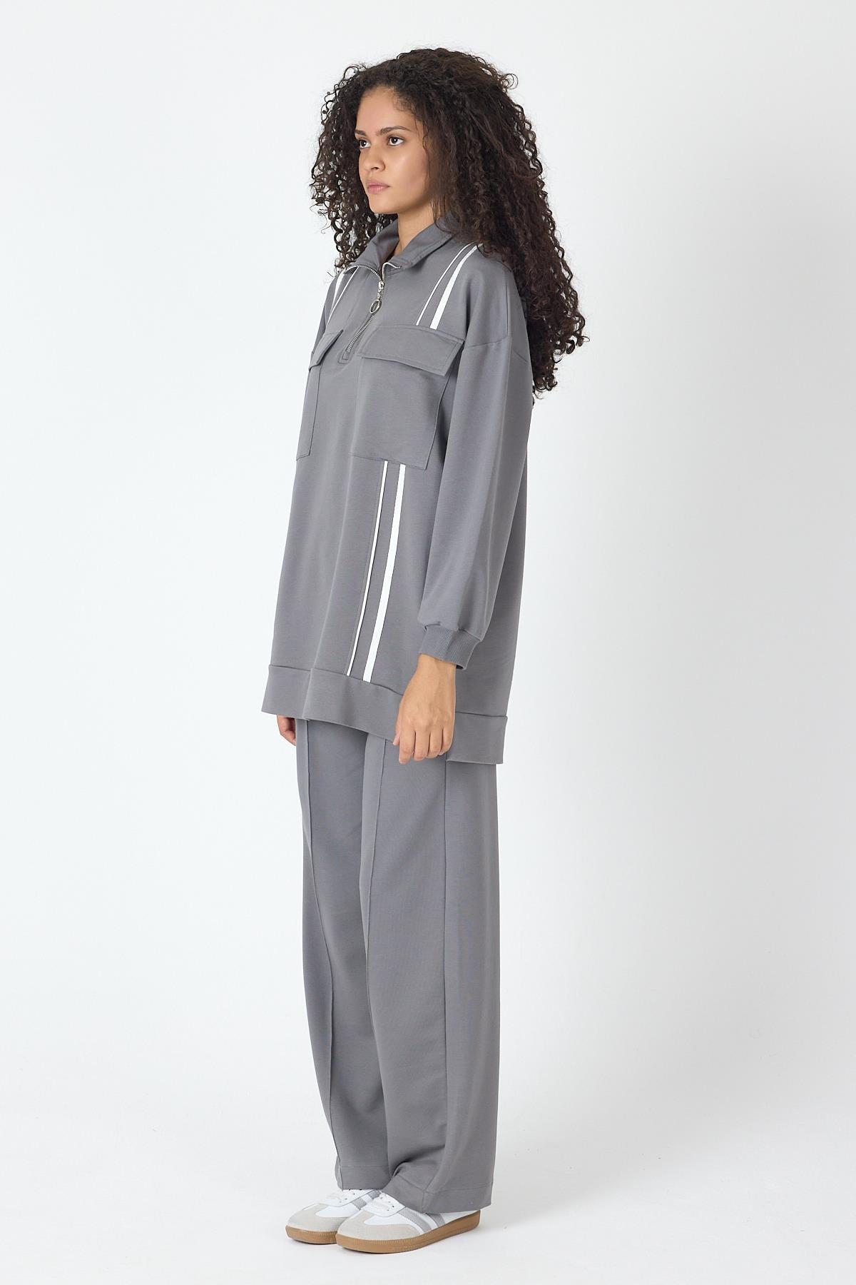 Füme Kadın Etek Yırtmaçlı Fermuar Kapamalı Cep Detaylı Sweatshirt Ve Bol Paça Nervürlü Pantolon Pamuklu Örme Alt Üst Takım