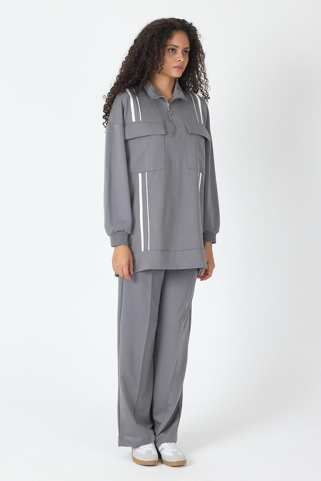 Füme Kadın Etek Yırtmaçlı Fermuar Kapamalı Cep Detaylı Sweatshirt Ve Bol Paça Nervürlü Pantolon Pamuklu Örme Alt Üst Takım