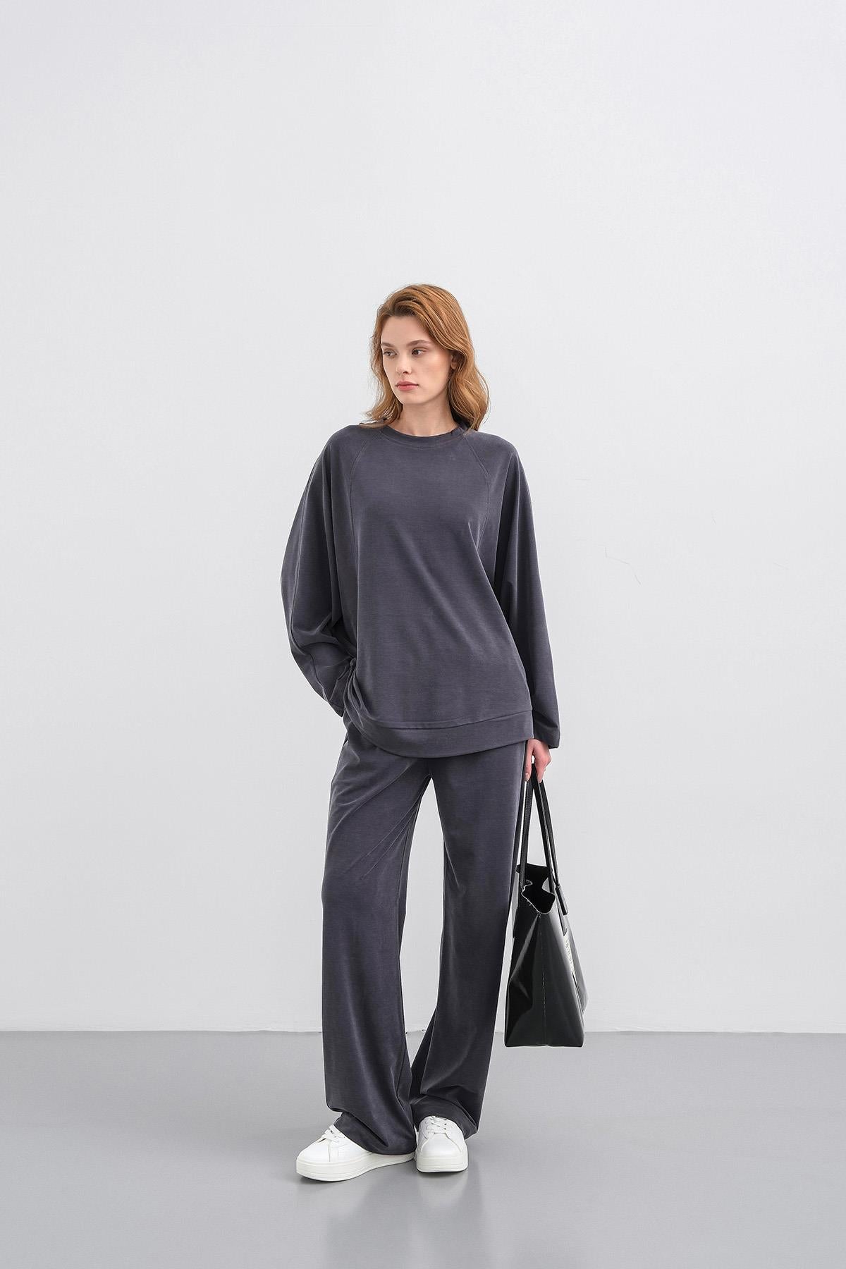 Füme Kadın Tencel Karışımlı Yumuşak Dokulu Bisiklet Yaka Basic Bol Paça Alt-Üst Takım