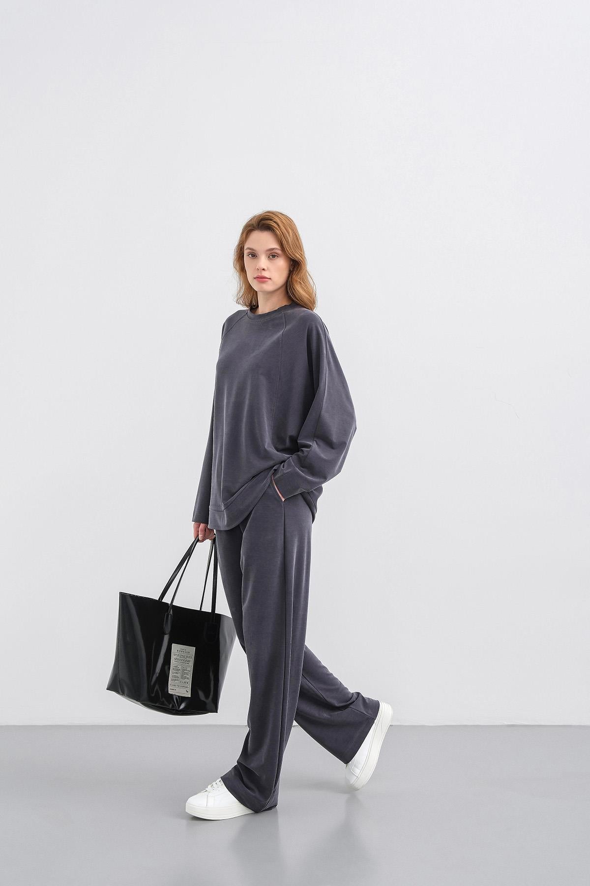 Füme Kadın Tencel Karışımlı Yumuşak Dokulu Bisiklet Yaka Basic Bol Paça Alt-Üst Takım