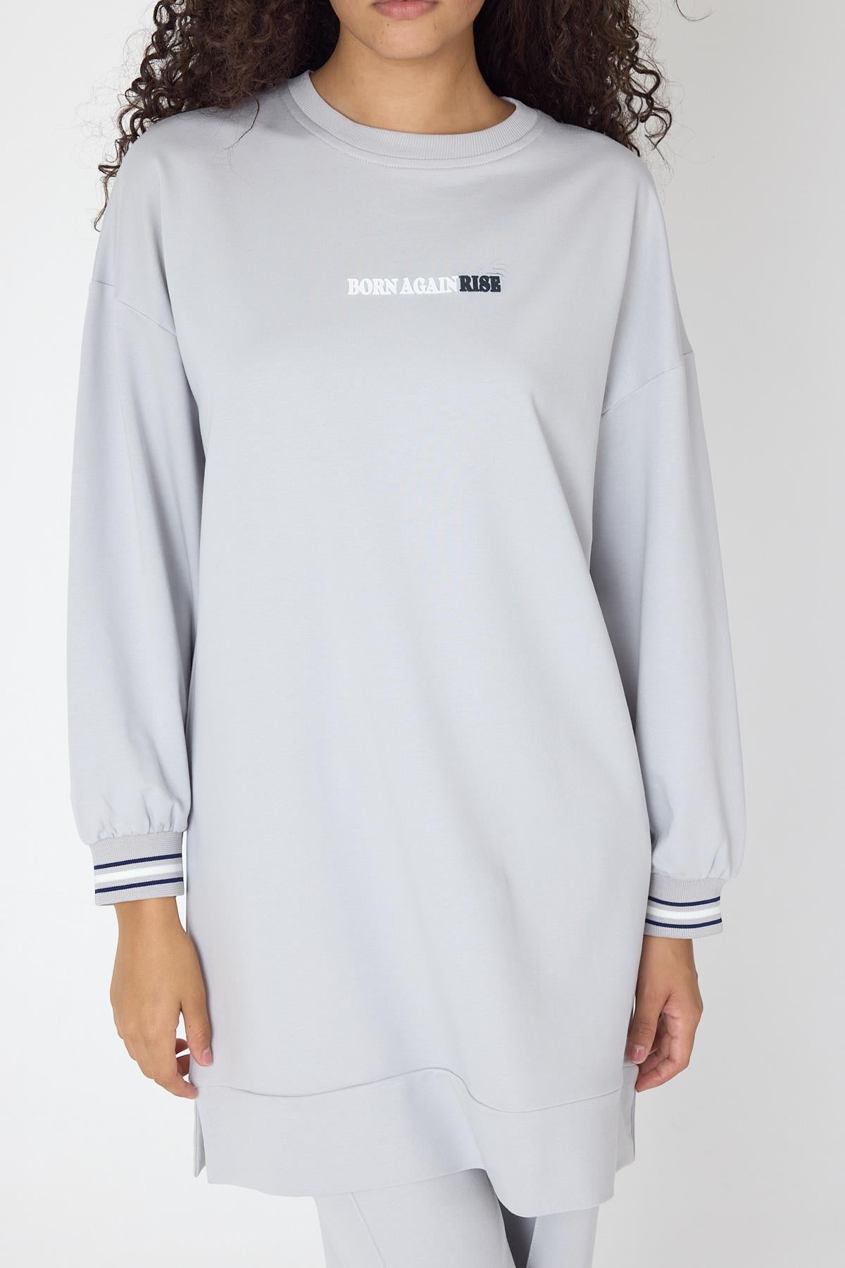 Gri Kadın Etek Ucu Yırtmaçlı Baskı Detaylı  Nervürlü Bol Paça Pantolon Sweatshirt  Alt Üst Takım