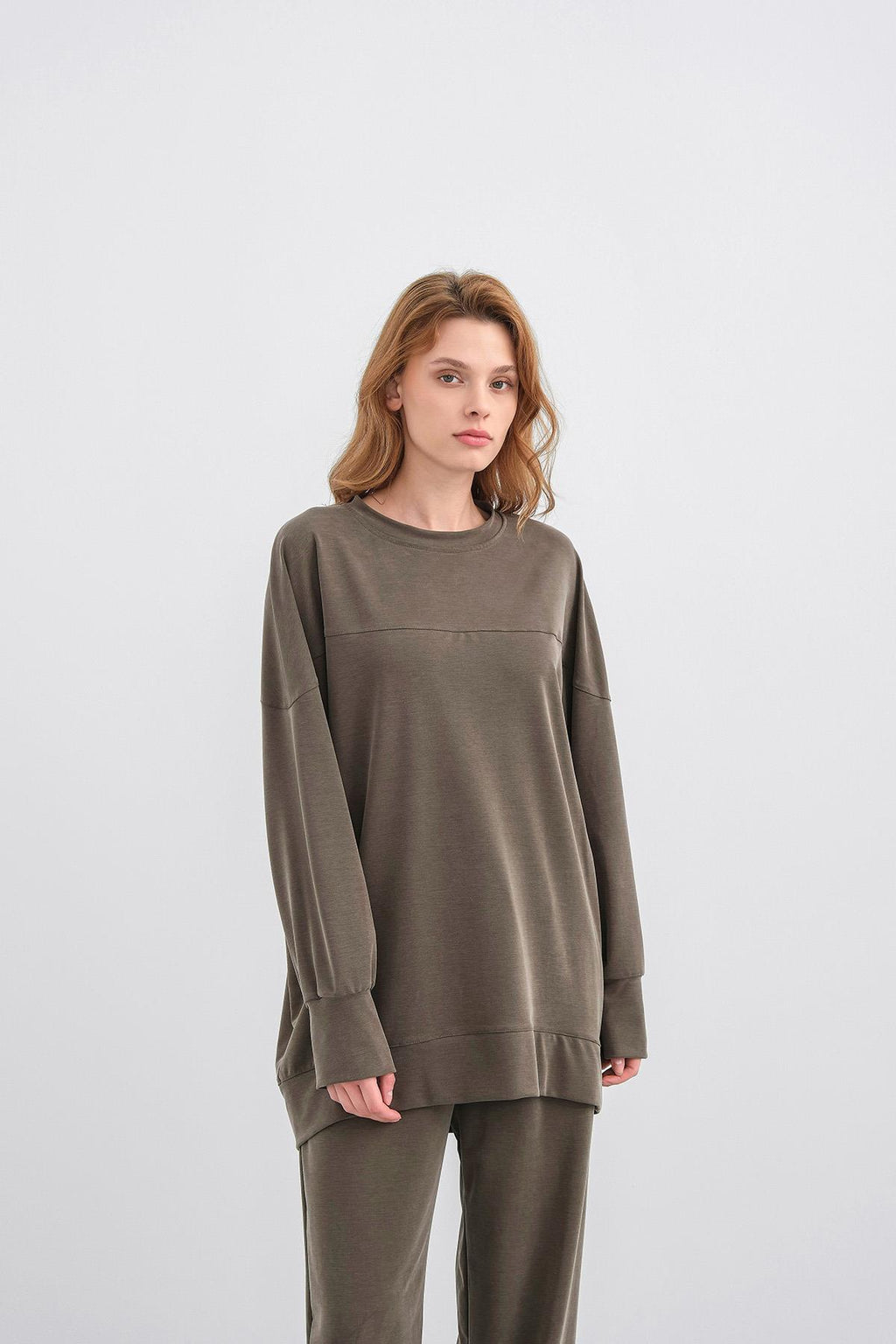 HAKİ Kadın Tencel Karışımlı Yumuşak Dokulu Nervürlü Bol Paça Basic Alt-Üst Takım