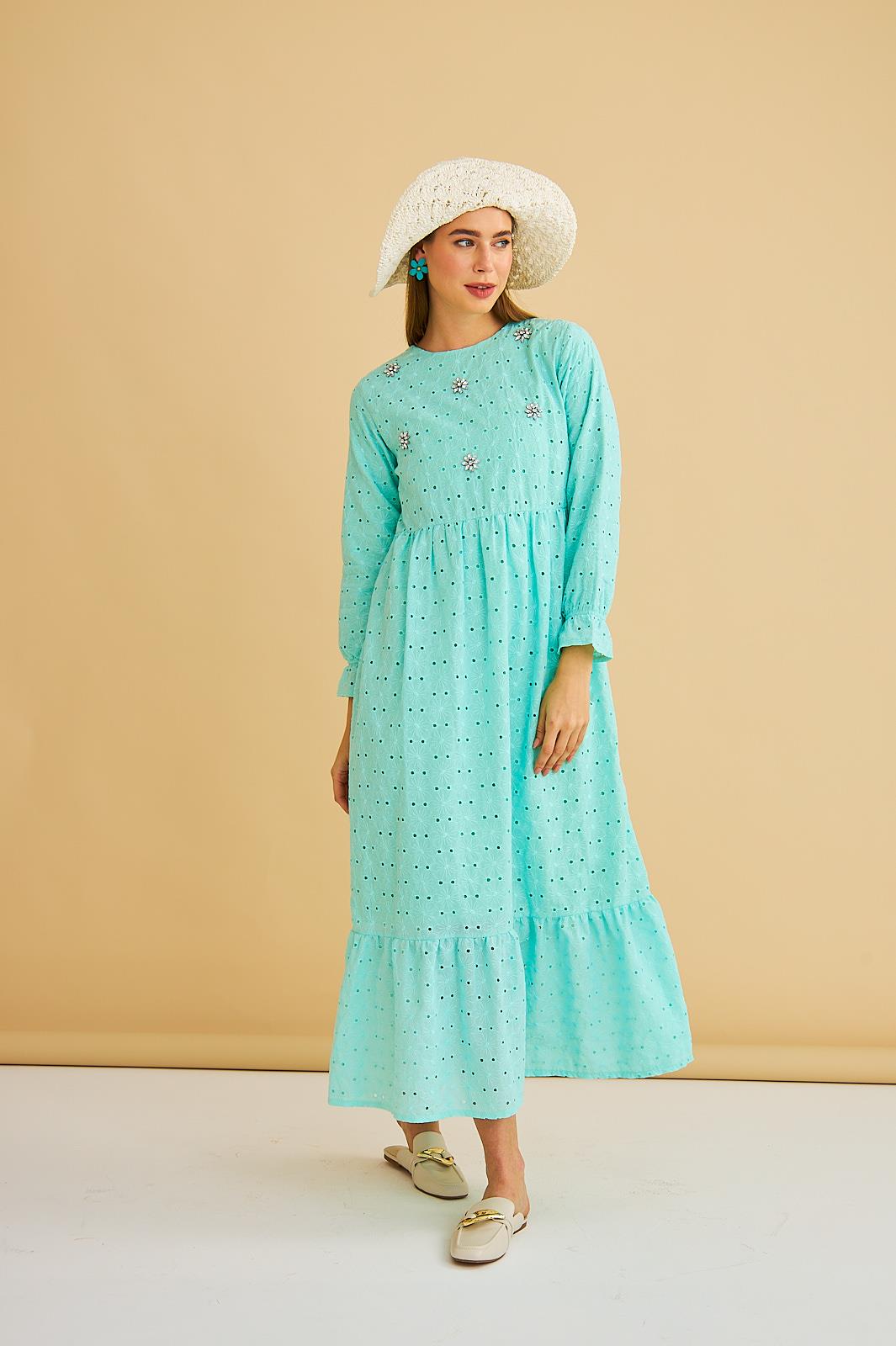 Hesna Taş İşlemeli Eteği Fırfırlı Oversize Mint Brode Elbise