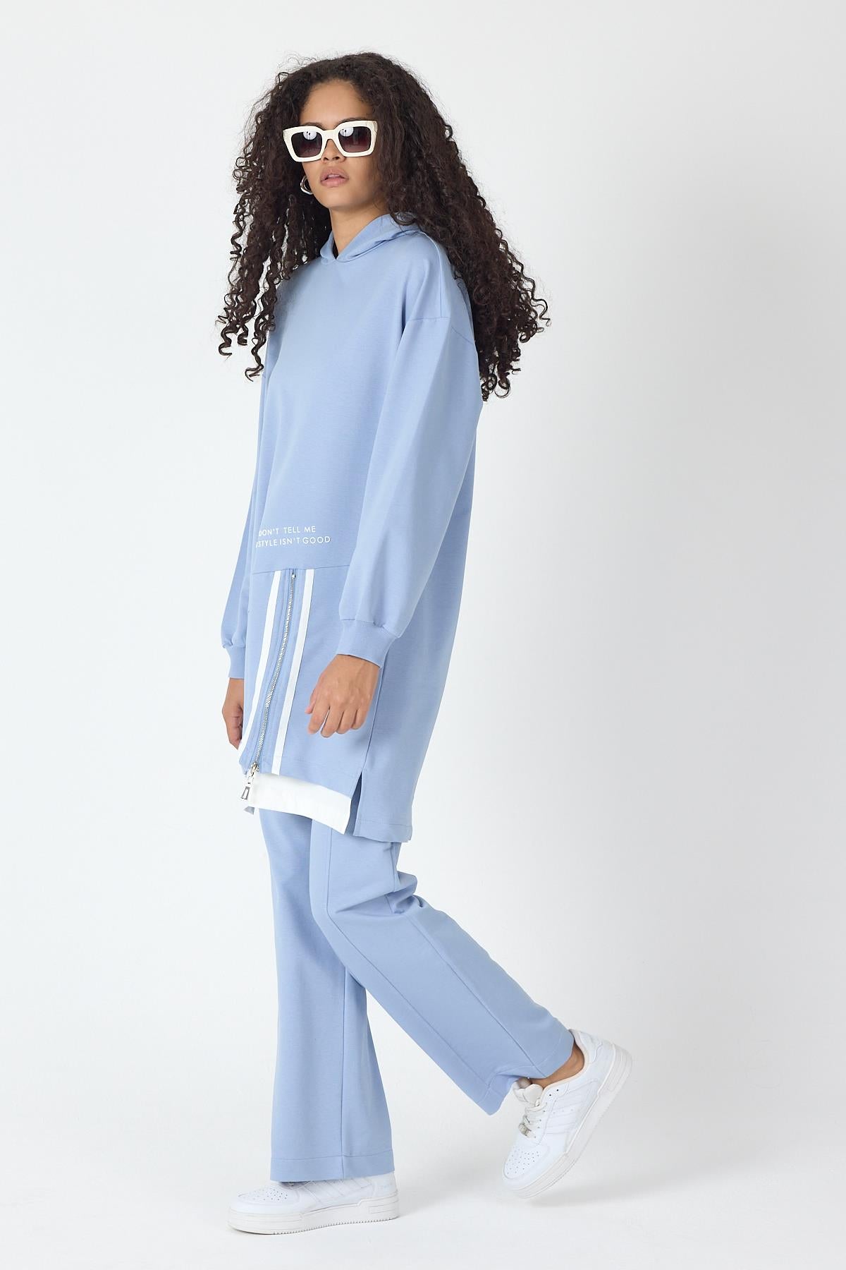 İndigo Kadın Etek Süpremli Baskı Detaylı Fermuar Kapamalı Kapüşonlu Pamuklu Örme Alt Üst Takım