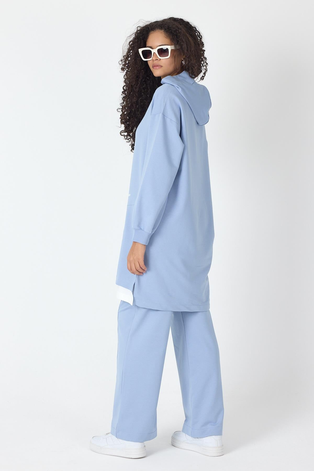 İndigo Kadın Etek Süpremli Baskı Detaylı Fermuar Kapamalı Kapüşonlu Pamuklu Örme Alt Üst Takım