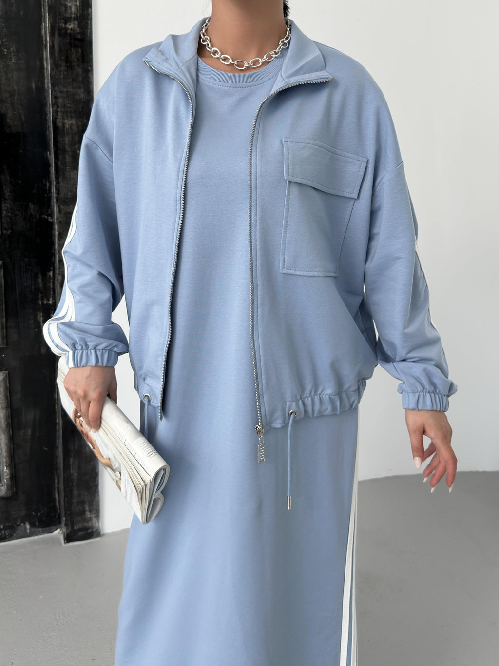 İndigo Kadın Oversize Kalıp Etek Ucu Yırtmaç Detaylı Elbise Ve Fermuar Kapamalı Cepli Lastikli Sweat Pamuklu Örme Takım