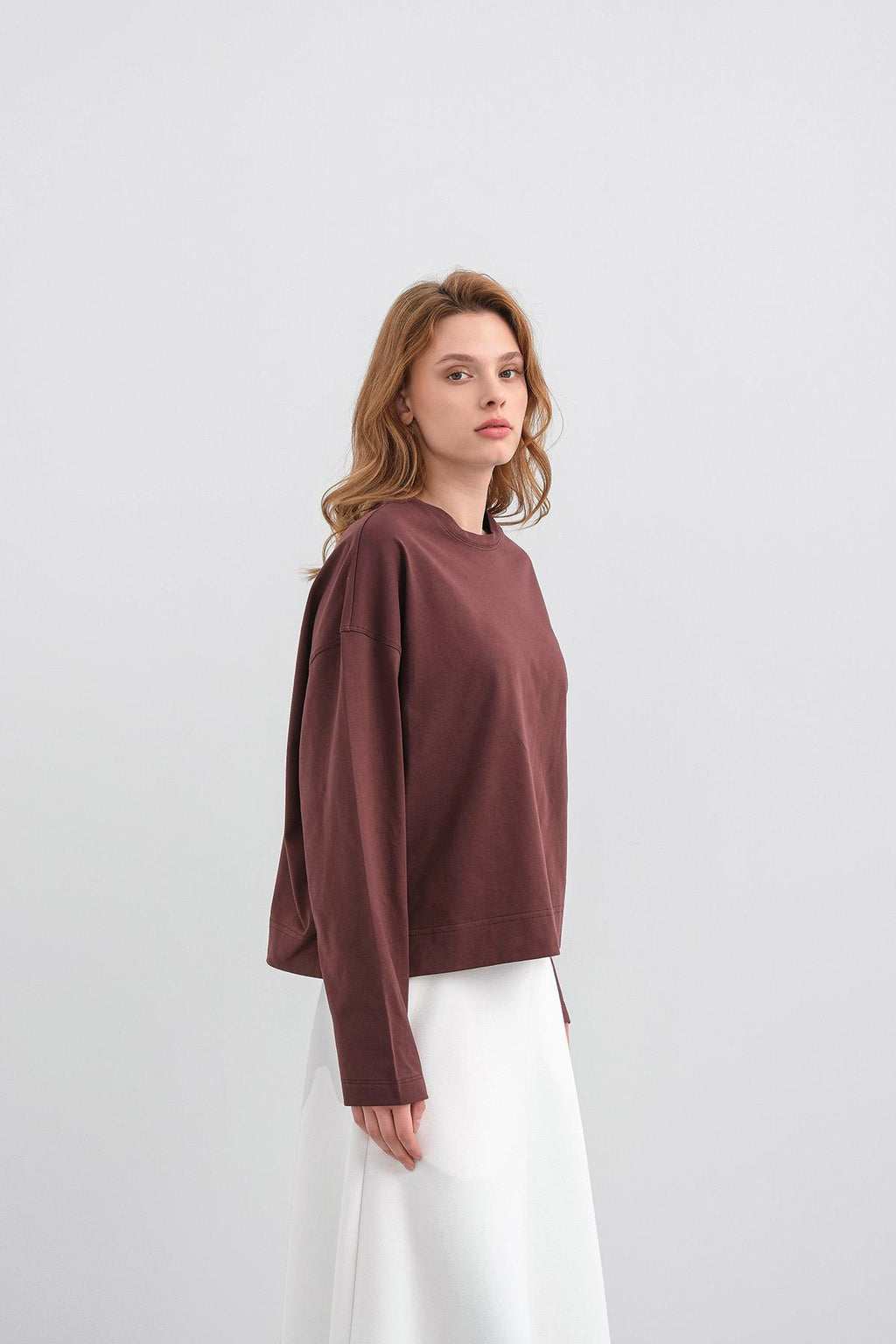 Kahve Kadın Bisiklet Yaka Etek Yırtmaçlı %100 Pamuk Oversize Basic Sweatshirt