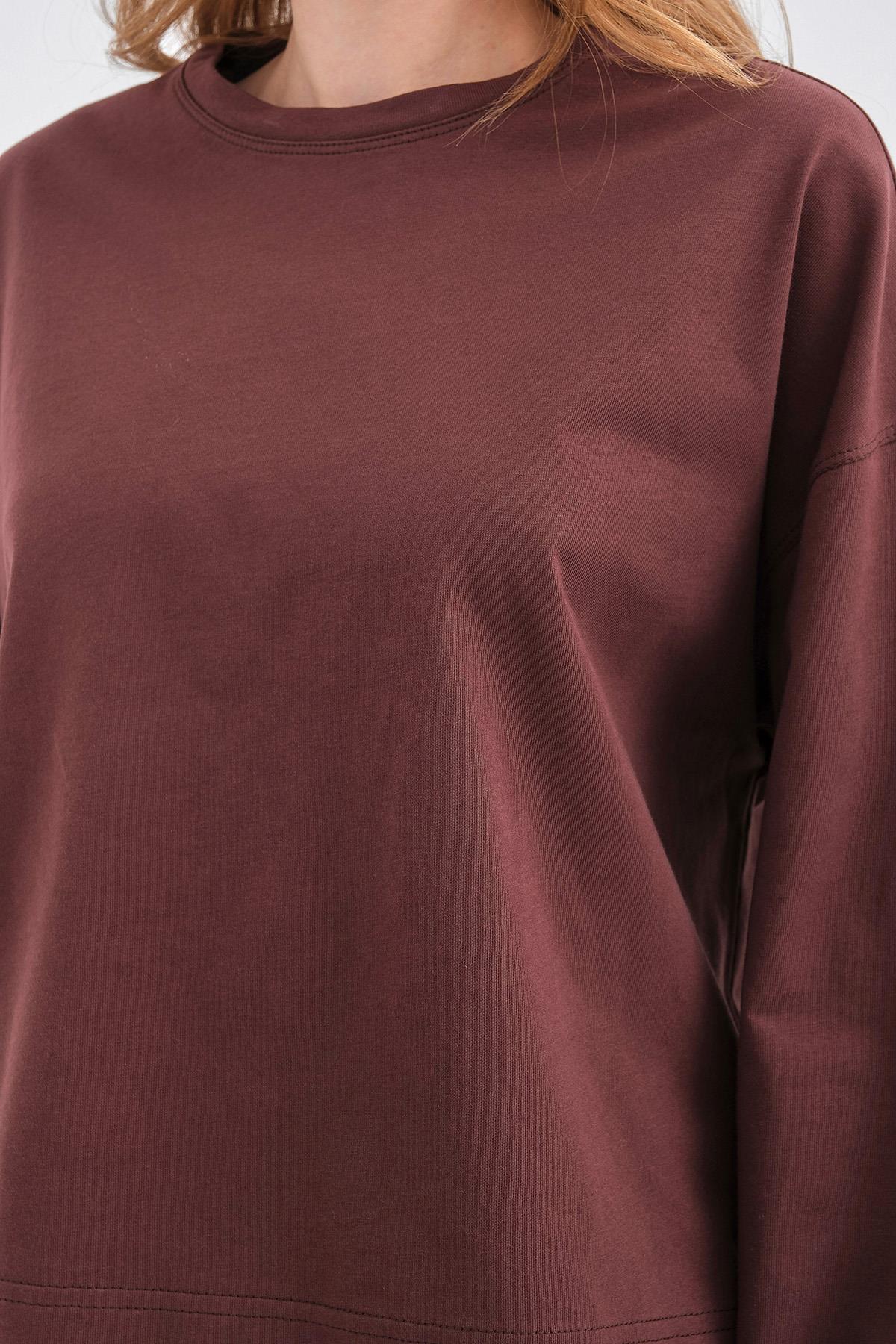 Kahve Kadın Bisiklet Yaka Etek Yırtmaçlı %100 Pamuk Oversize Basic Sweatshirt