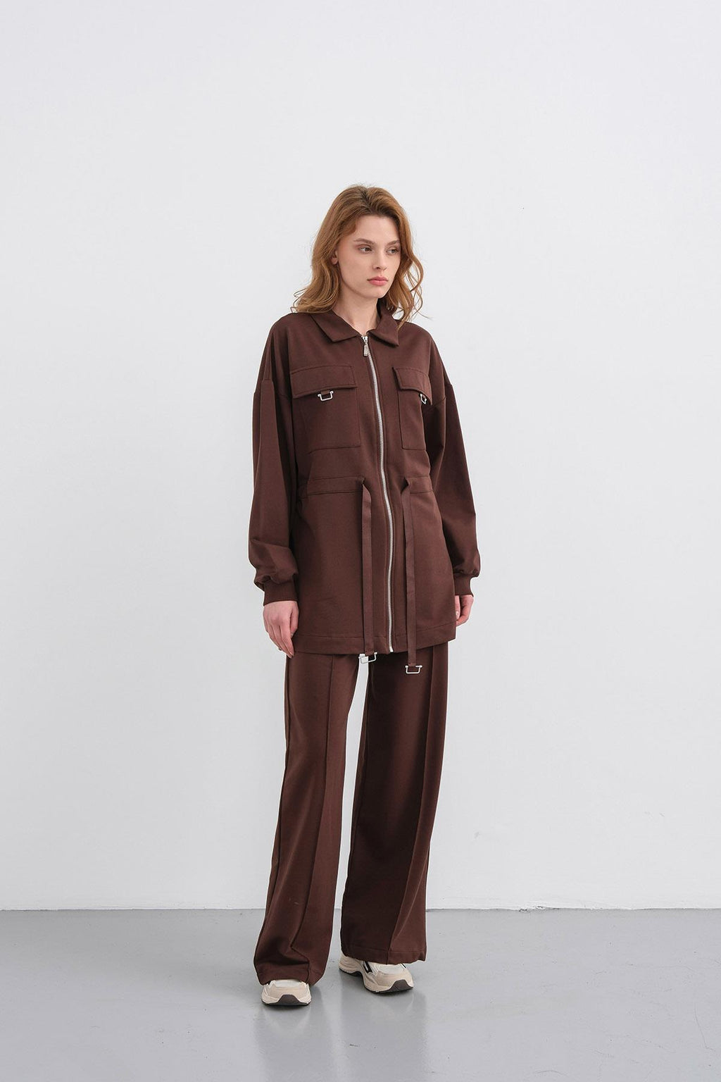 Kahve Kadın Polo Yaka Cep Detaylı Fermuarlı Bol Paça Nervürlü Örme Alt-Üst Takım