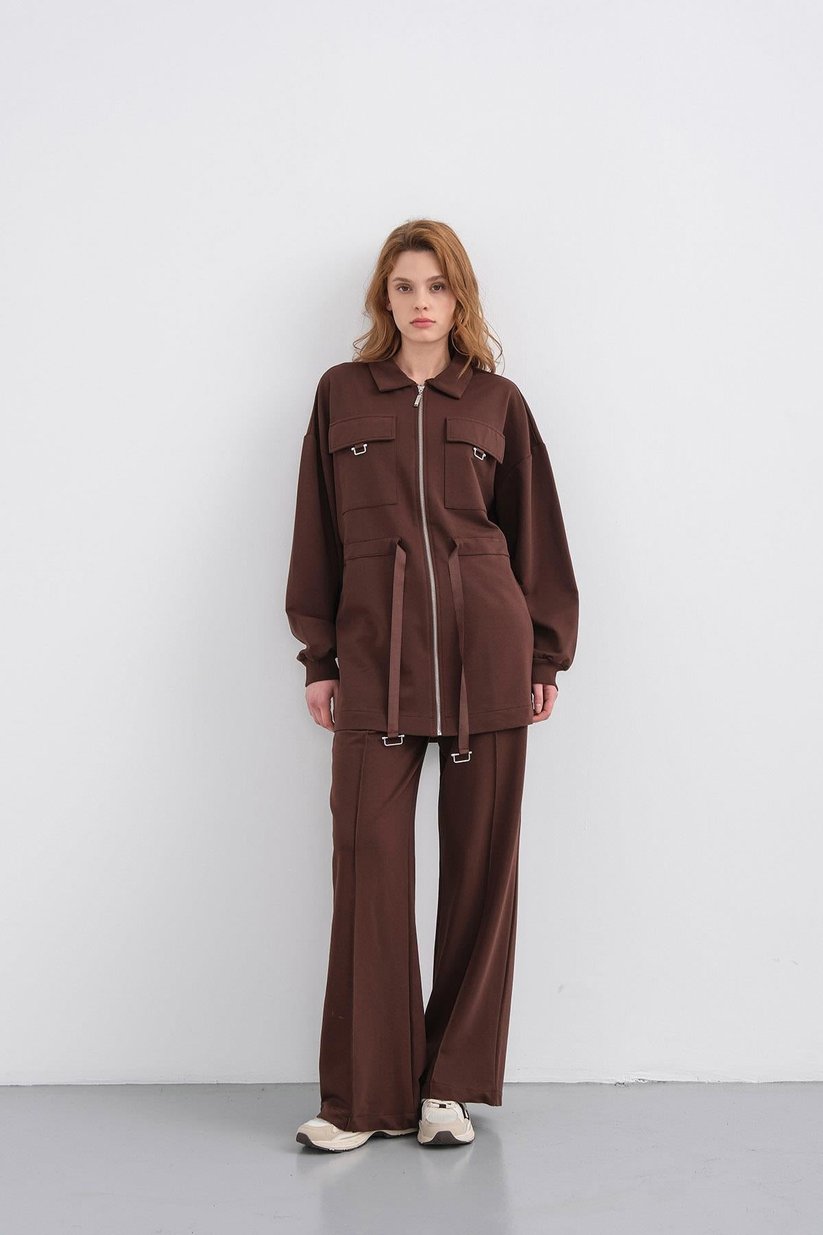 Kahve Kadın Polo Yaka Cep Detaylı Fermuarlı Bol Paça Nervürlü Örme Alt-Üst Takım