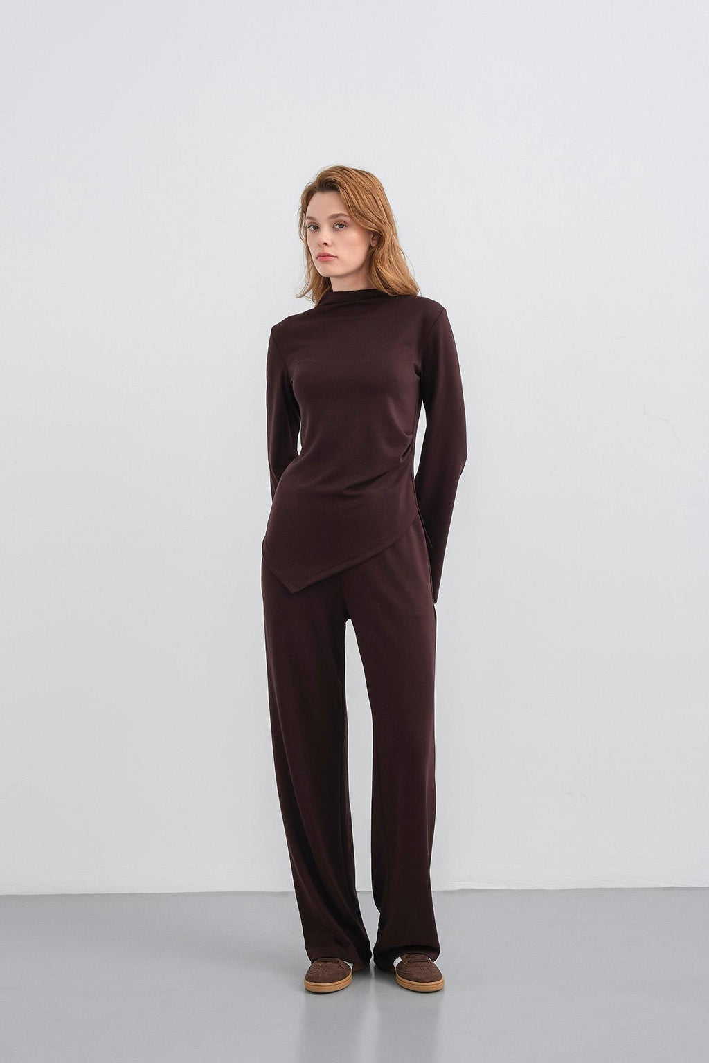 Kahve Kadın Yumuşak Dokulu Premium Modal  Balıkçı Yaka Asimetrik Kesim Alt-Üst Takım