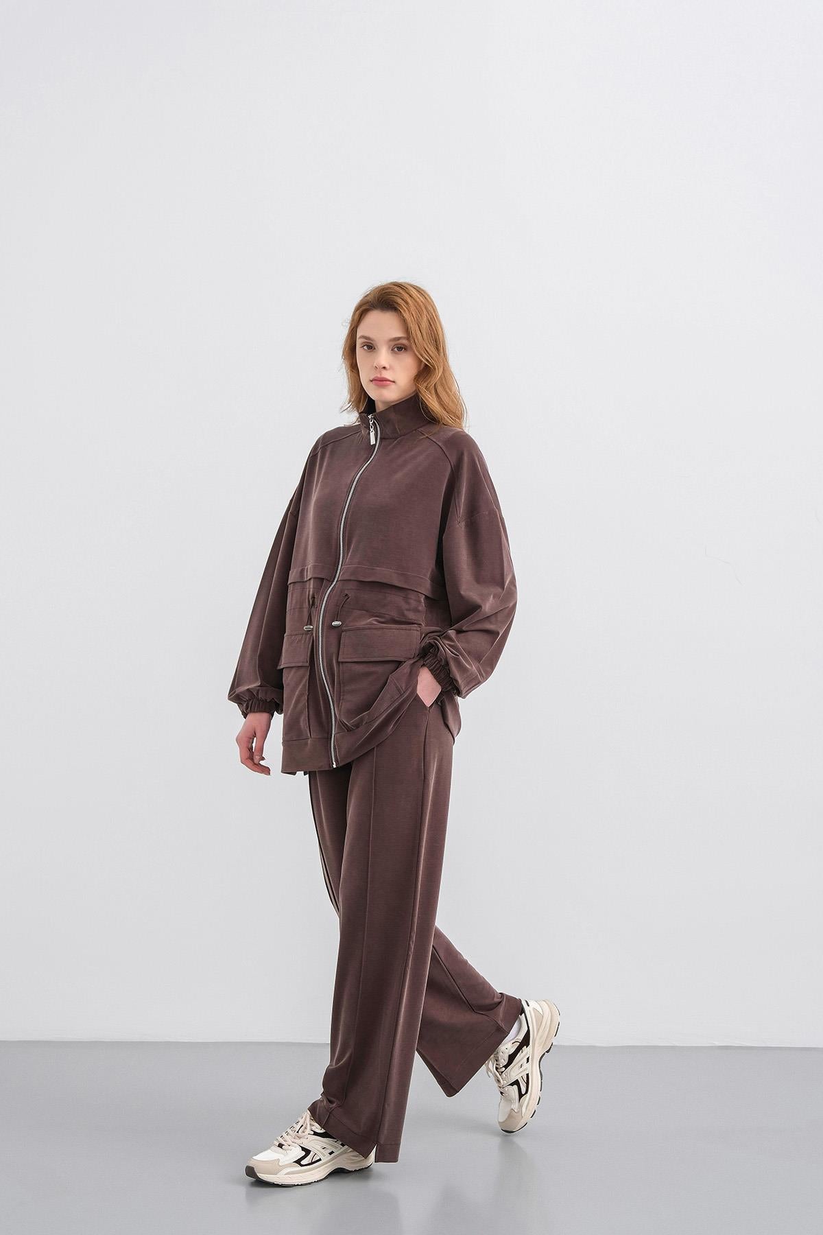 Kahverengi Kadın Bel Lastik Detaylı Cepli Fermuar Kapamalı Oversize Modal Alt Üst Takım