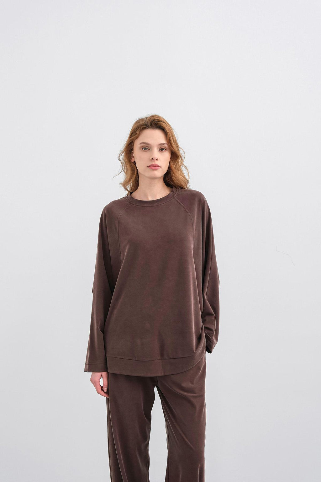 Kahverengi Kadın Tencel Karışımlı Yumuşak Dokulu Bisiklet Yaka Basic Bol Paça Alt-Üst Takım