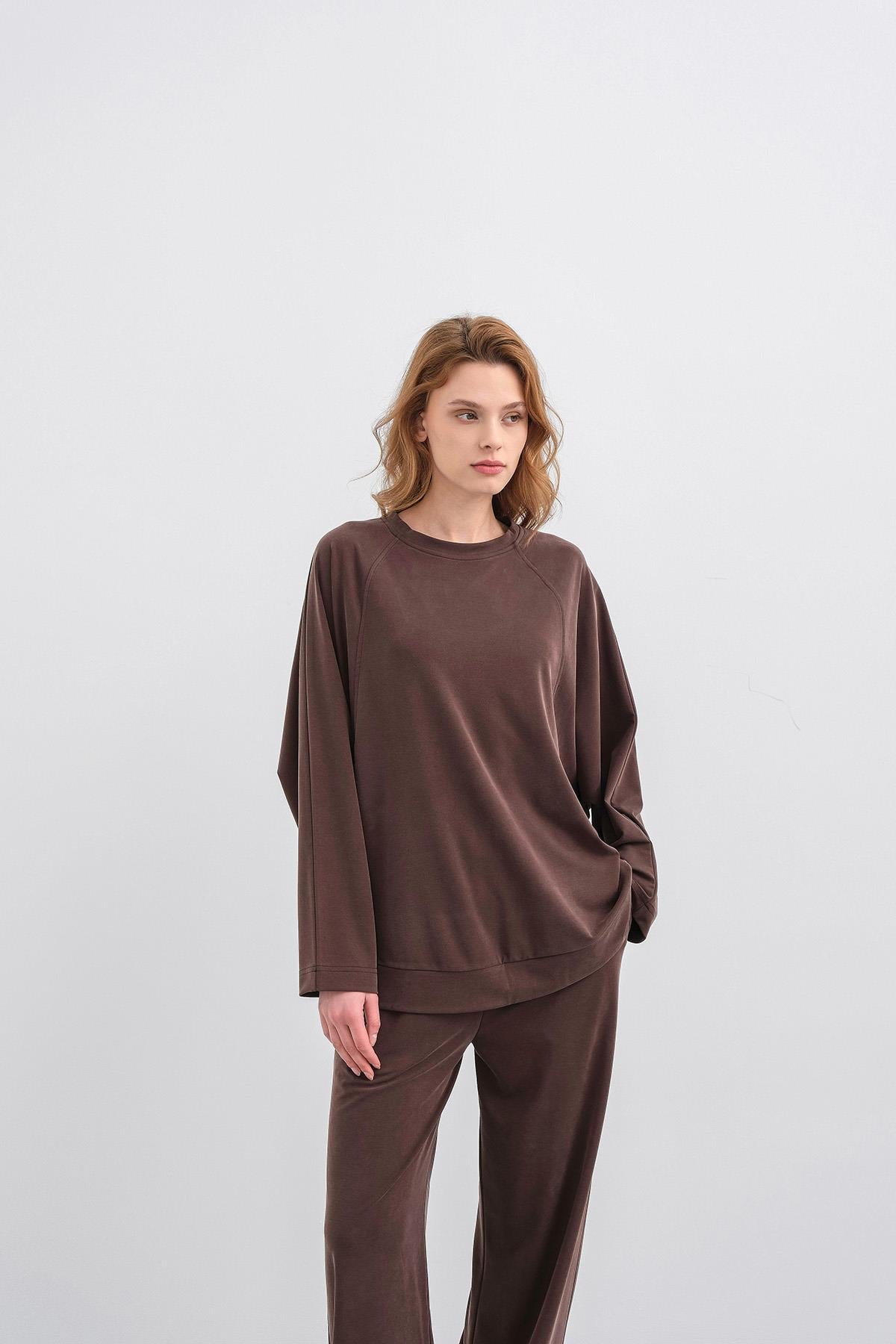 Kahverengi Kadın Tencel Karışımlı Yumuşak Dokulu Bisiklet Yaka Basic Bol Paça Alt-Üst Takım