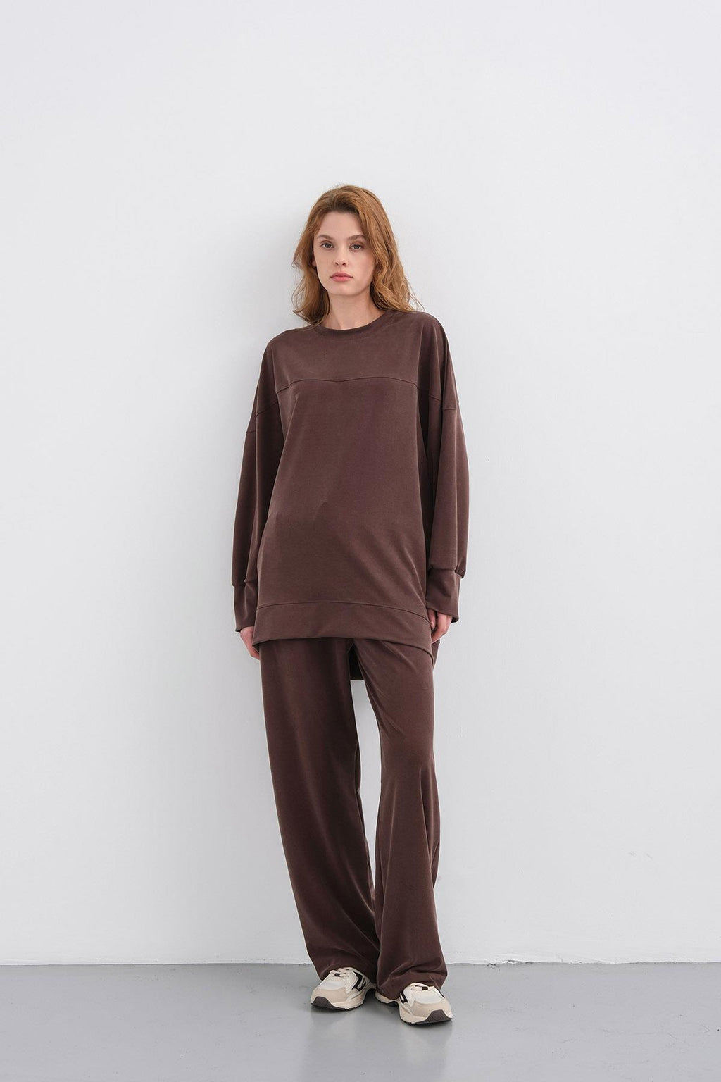 Kahverengi Kadın Tencel Karışımlı Yumuşak Dokulu Nervürlü Bol Paça Basic Alt-Üst Takım
