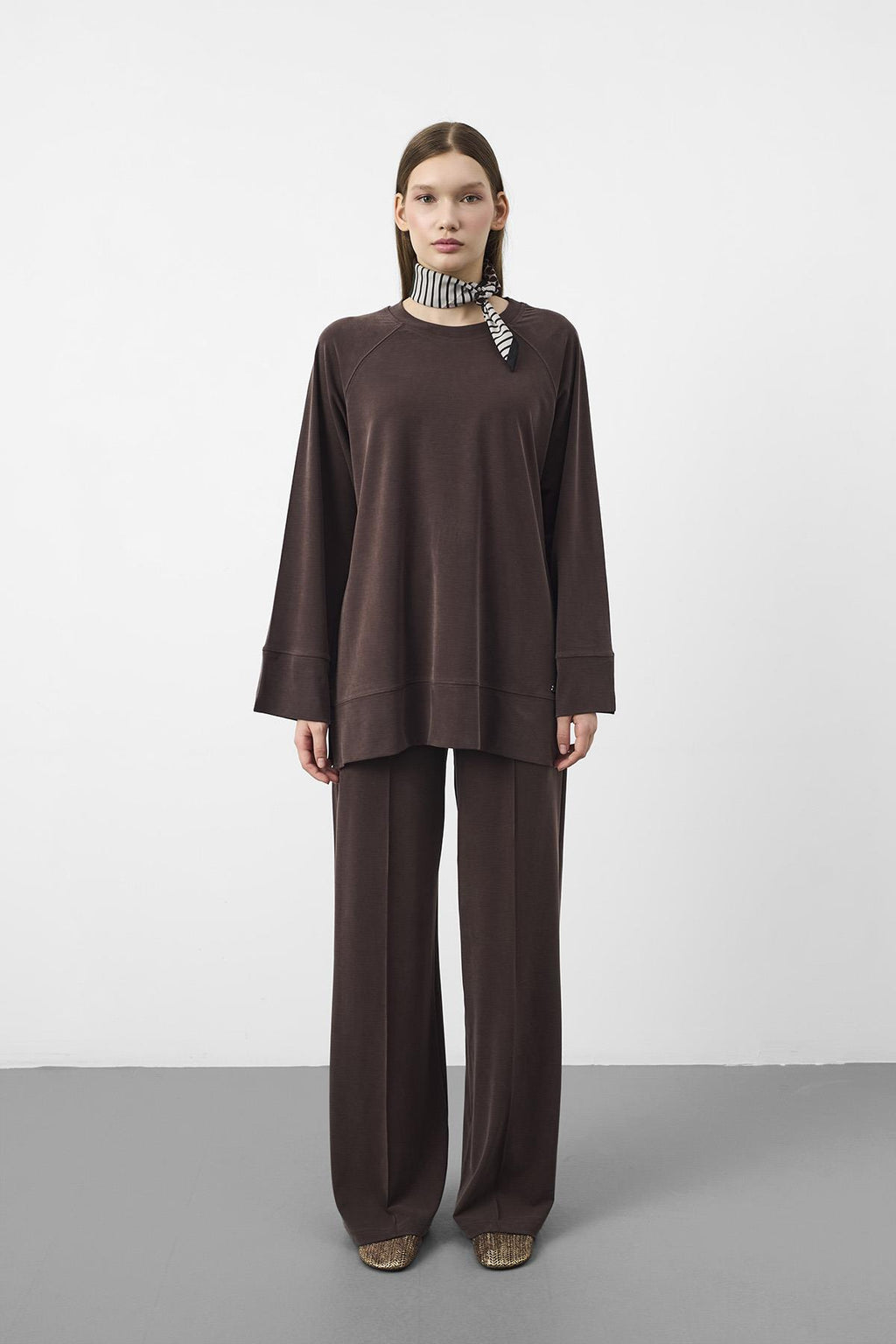 Kahverengi Oversize Kalıp Tencel Dokulu Relax Fit Premium Takım