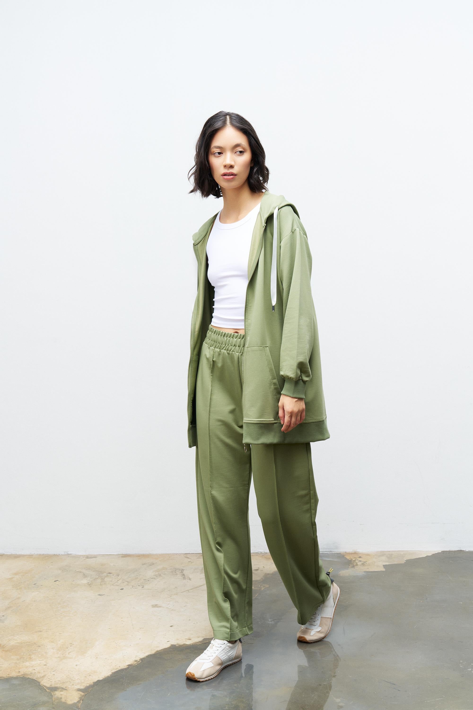 Koyu Haki Kadın Cep Detaylı Fermuar Kapamalı Kapüşonlu Alt Üst Pamuklu Örme Takım