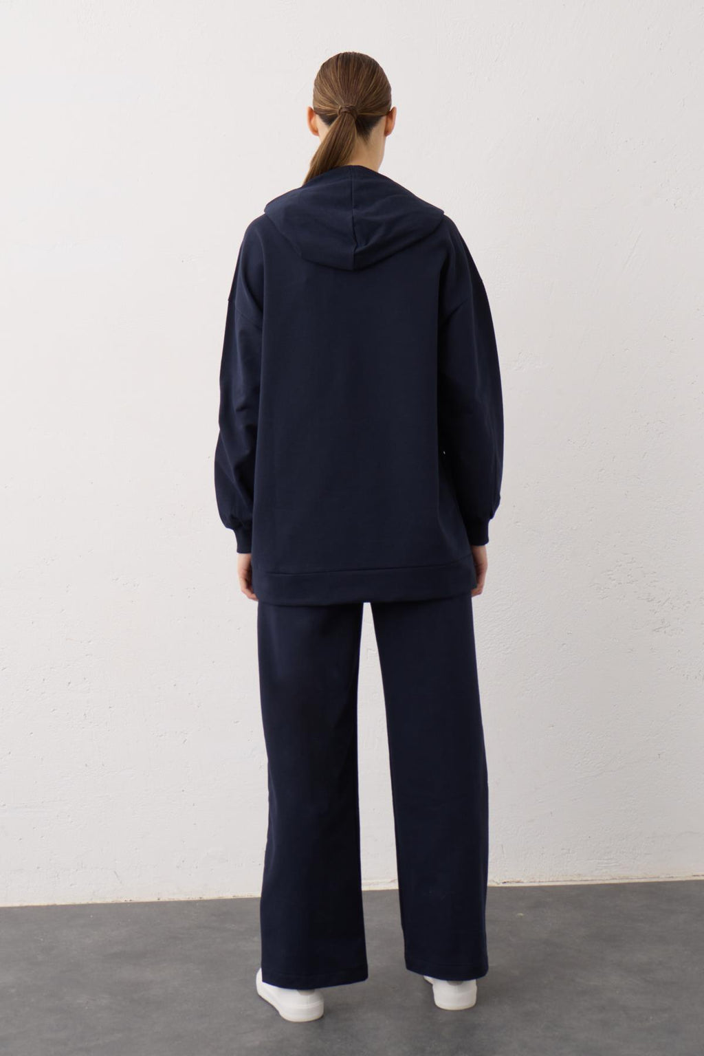 Lacivert Etiket Detaylı Kapüşonlu Kanguru Cepli Pamuklu Örme Alt Üst Takım