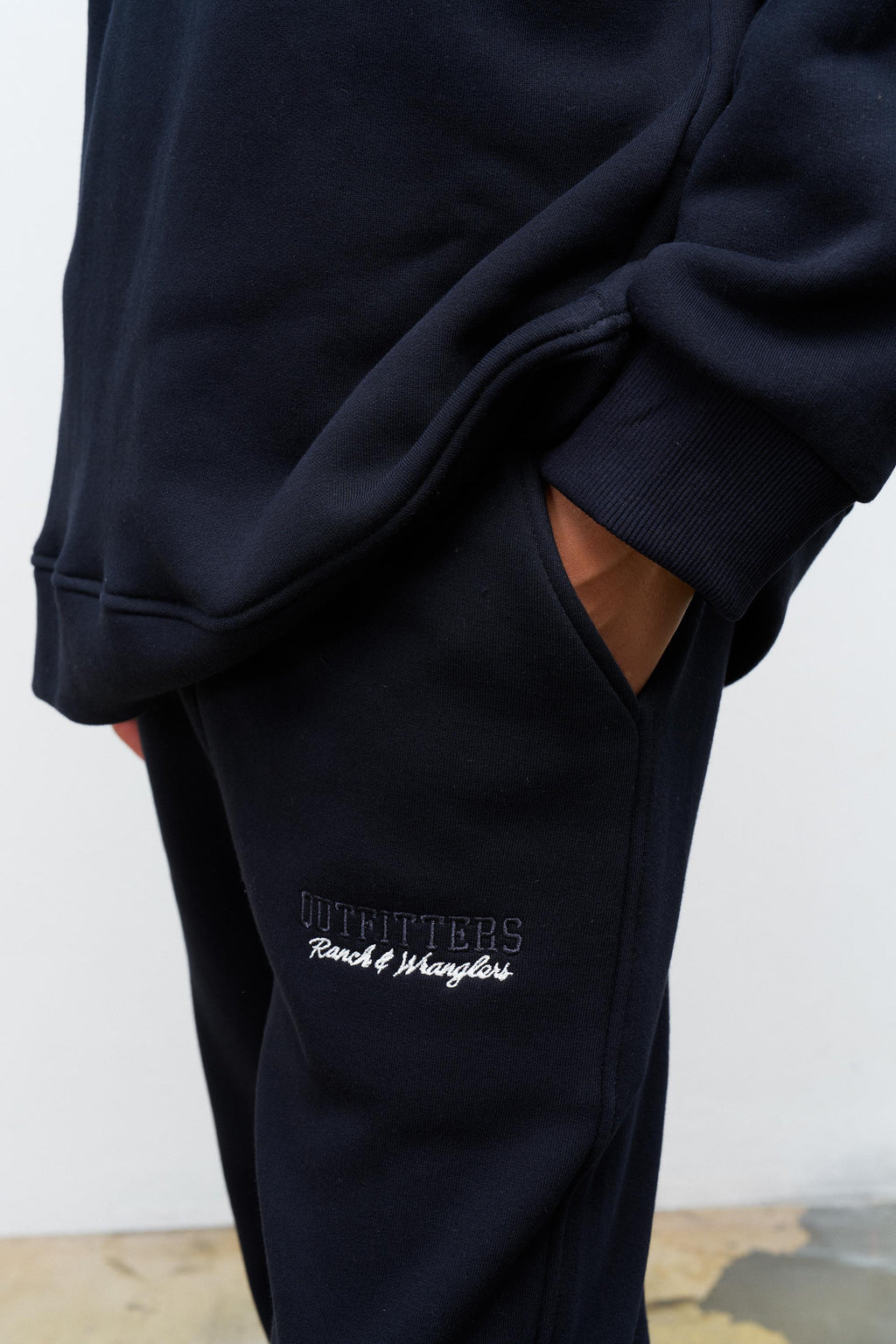 Lacivert İçi Polarlı Alt Üst Nakış İşlemeli Kapüşonlu Oversize Şardonlu Takım