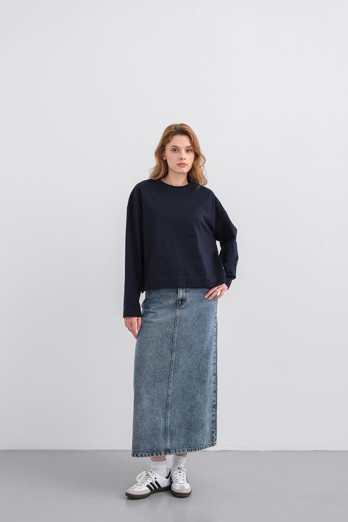 Lacivert Kadın Bisiklet Yaka Etek Yırtmaçlı %100 Pamuk Oversize Basic Sweatshirt