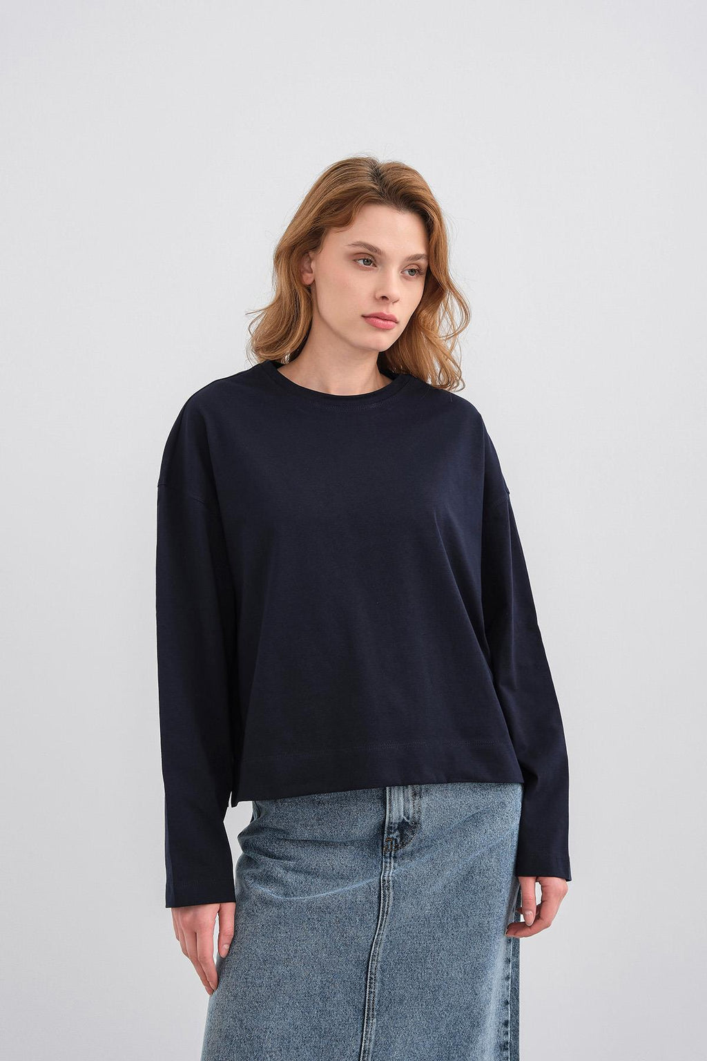 Lacivert Kadın Bisiklet Yaka Etek Yırtmaçlı %100 Pamuk Oversize Basic Sweatshirt