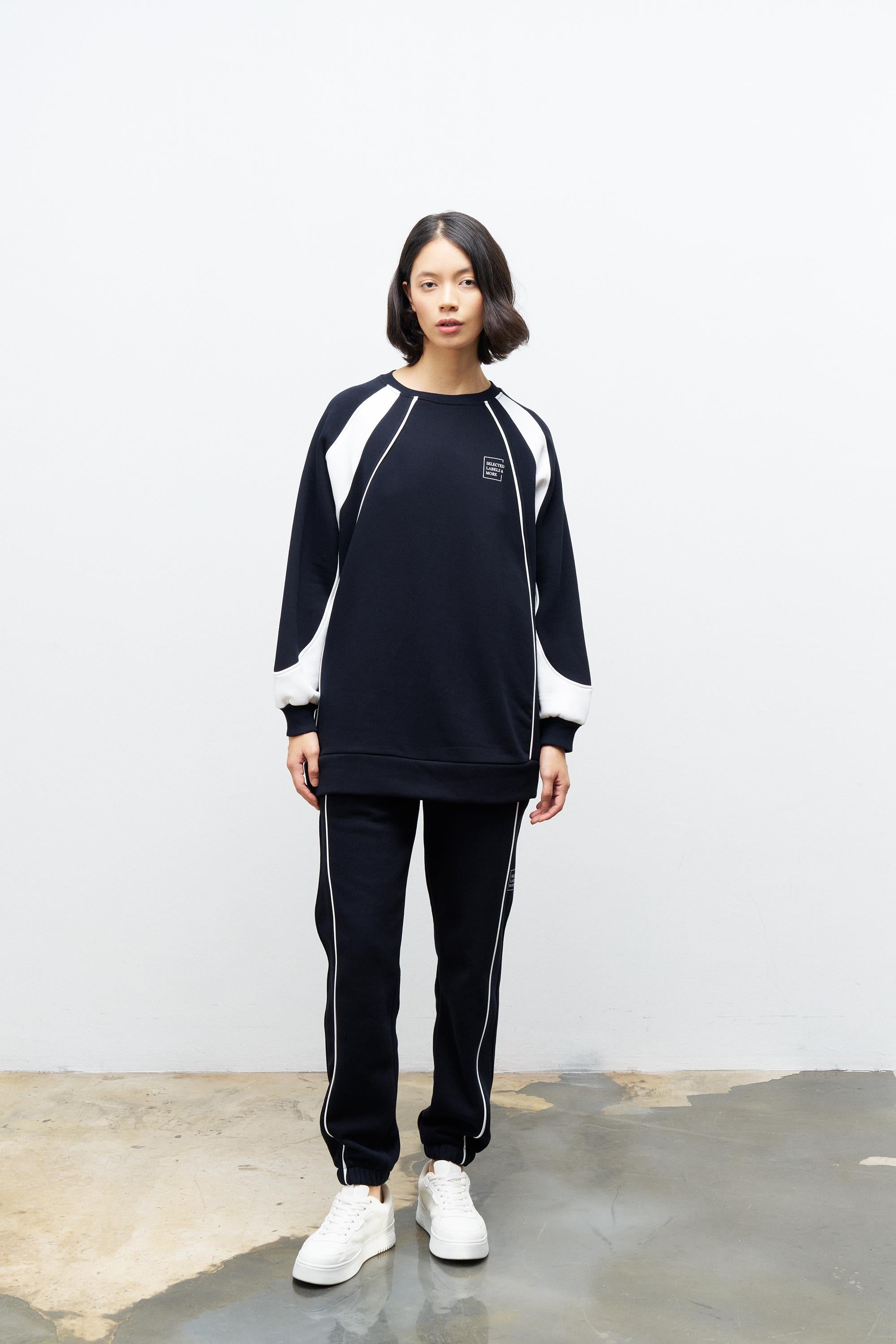 Lacivert Kadın Şardonlu Baskı Detaylı Bisiklet Yaka Rahat Kesim Oversize Kalıp Alt Üst Takım