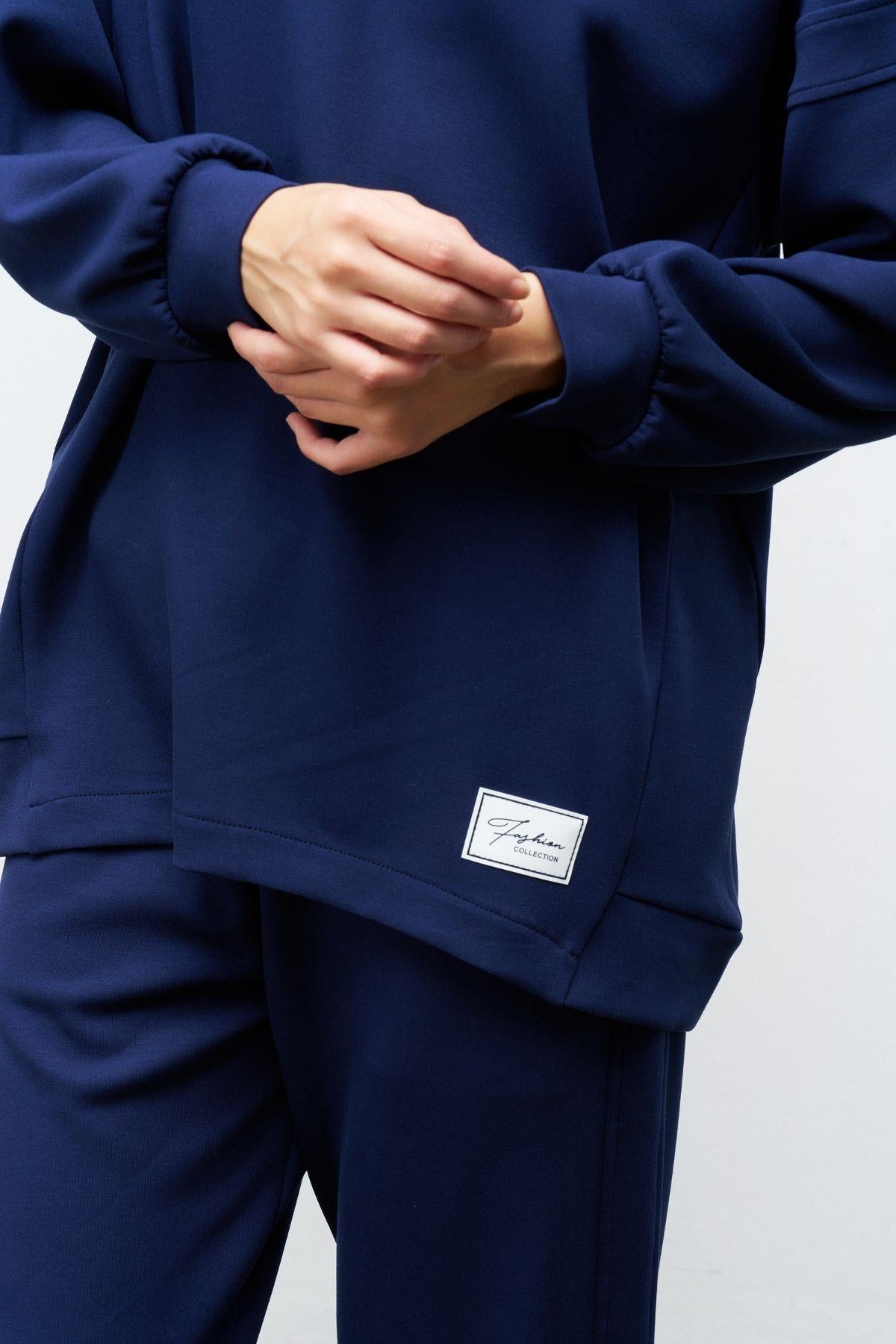 Lacivert Terletmez Süs Etiket Detaylı Üst  Ve Bel Lastikli Pantolon Modal Takım