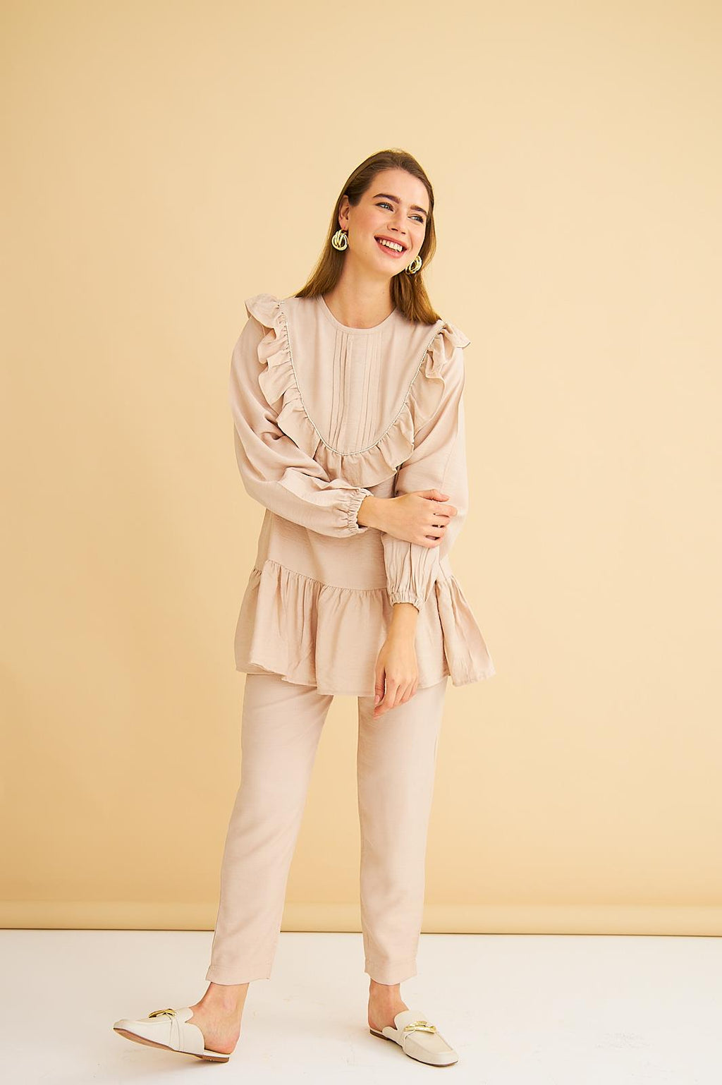 Luxe Fırfırlı ve Taşlı Keten Taş Tunik Pantolon Takım