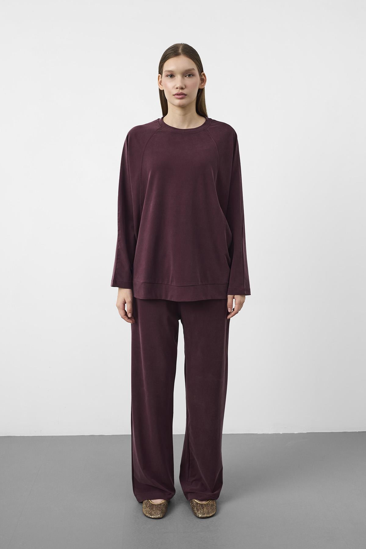 Mürdüm Kadın Tencel Karışımlı Yumuşak Dokulu Bisiklet Yaka Basic Bol Paça Alt-Üst Takım