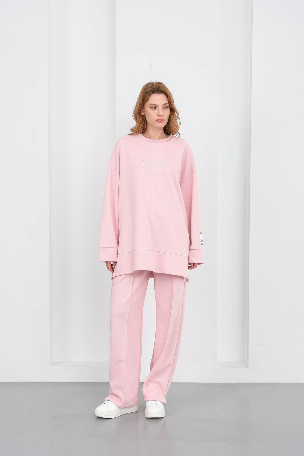 Pembe Kadın Pike Dokulu Nakış Detaylı Yırtmaçlı Oversize Bol Paça Alt-Üst Takım